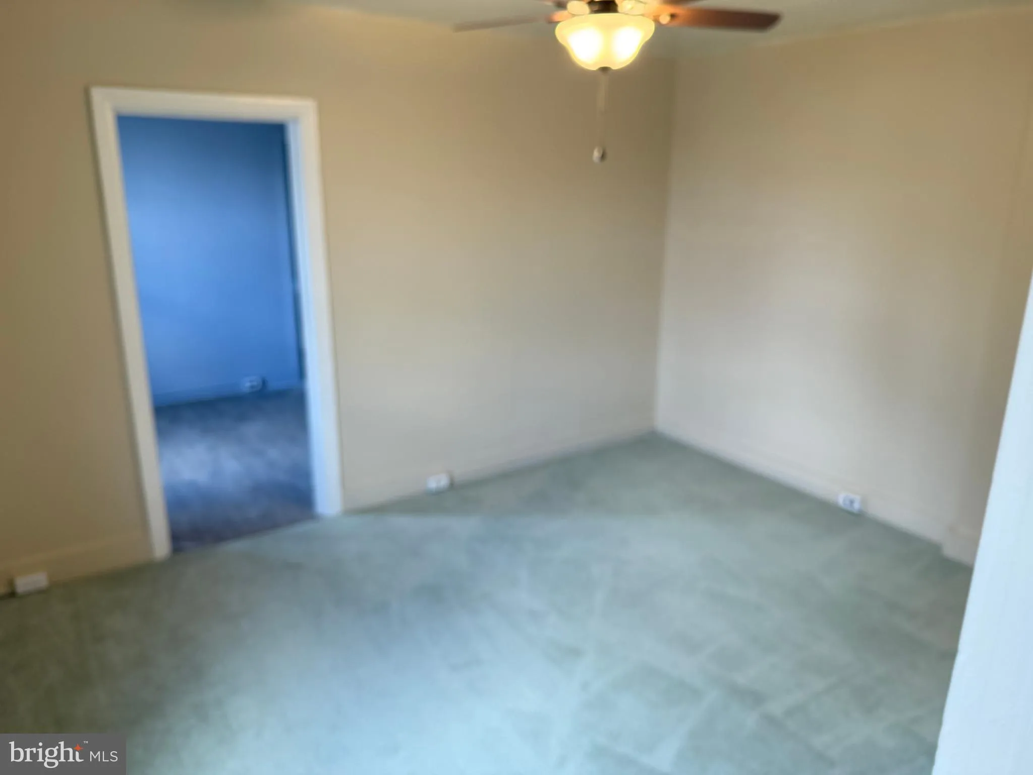 Chambersburg, Pennsylvania 17201, United States, 3 Bedrooms Bedrooms, ,1 BathroomBathrooms,Residential,Pending,11668