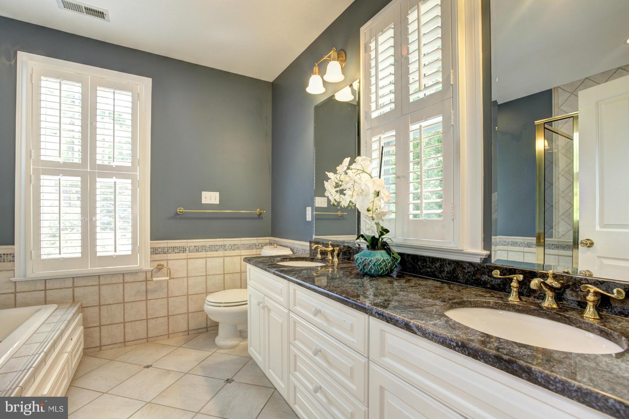 MERRY GO ROUND FARM - Residential