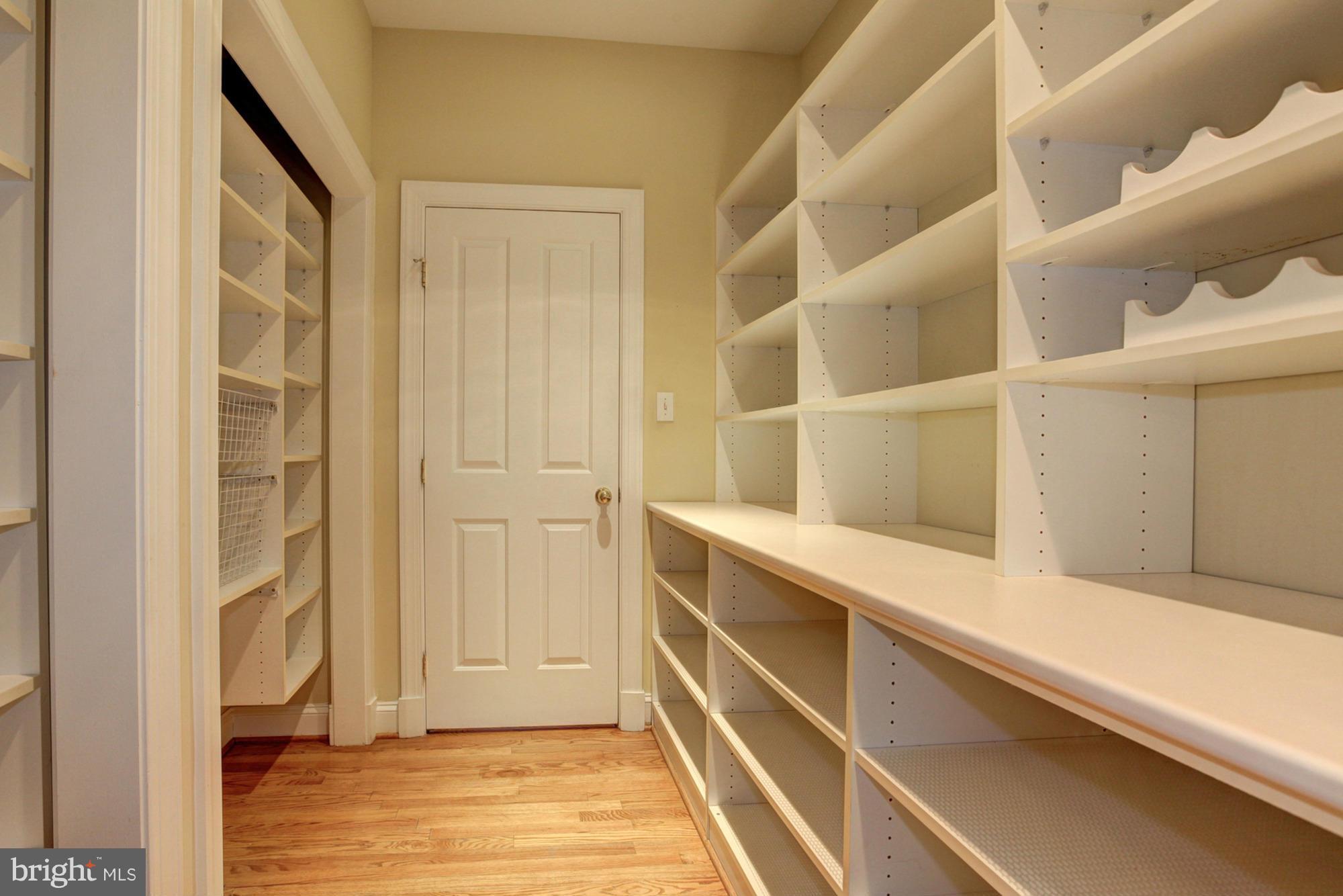 MERRY GO ROUND FARM - Residential