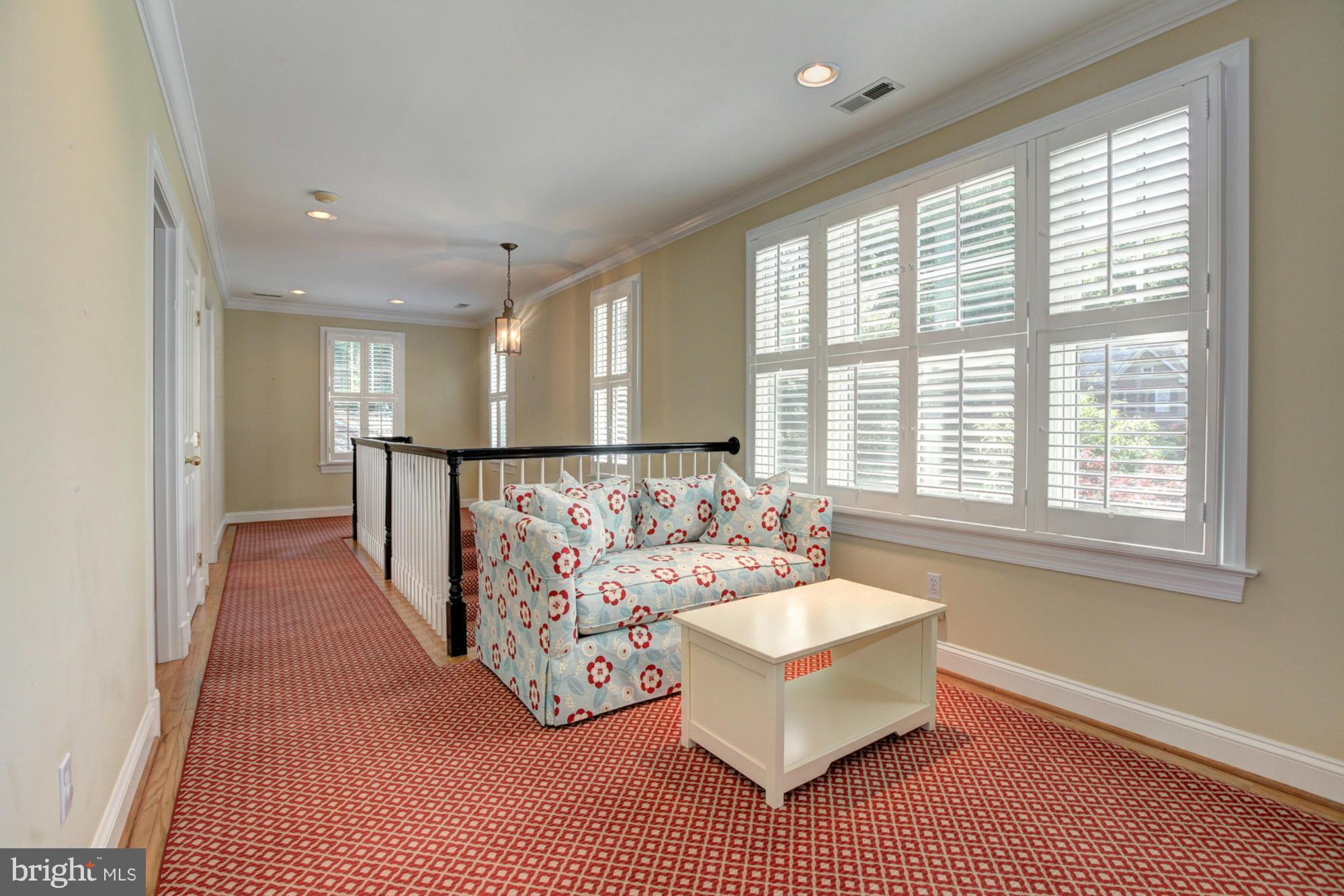 MERRY GO ROUND FARM - Residential