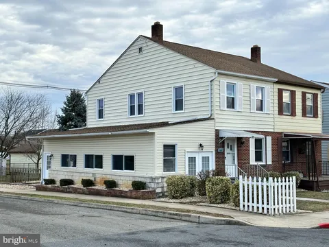 300 Radcliffe Avenue, Hagerstown, MD MLS: MDWA2028312