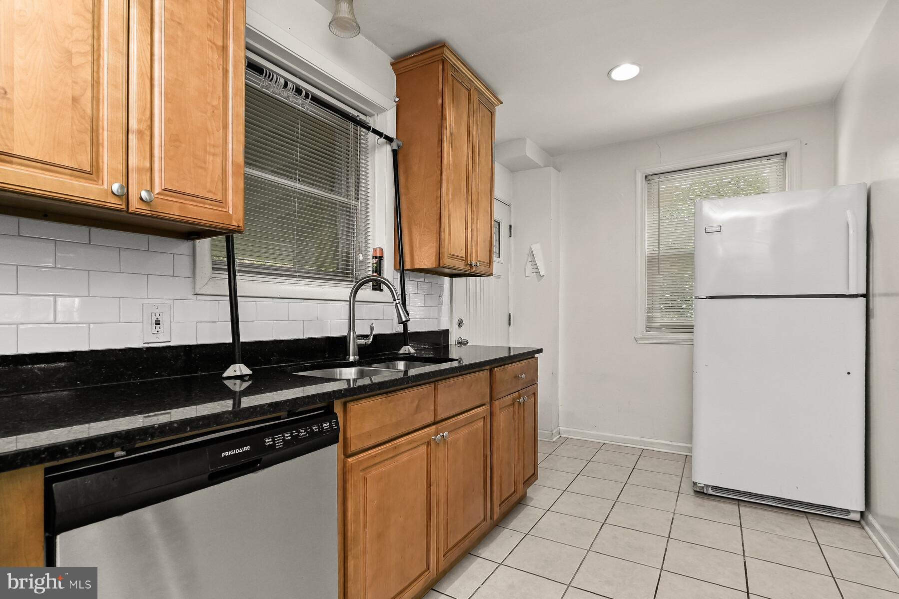 CHARLTON HEIGHTS - Residential