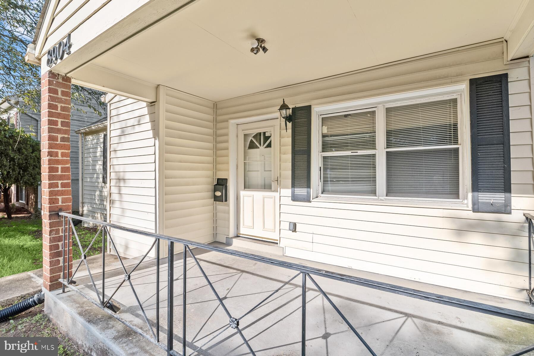 CHARLTON HEIGHTS - Residential