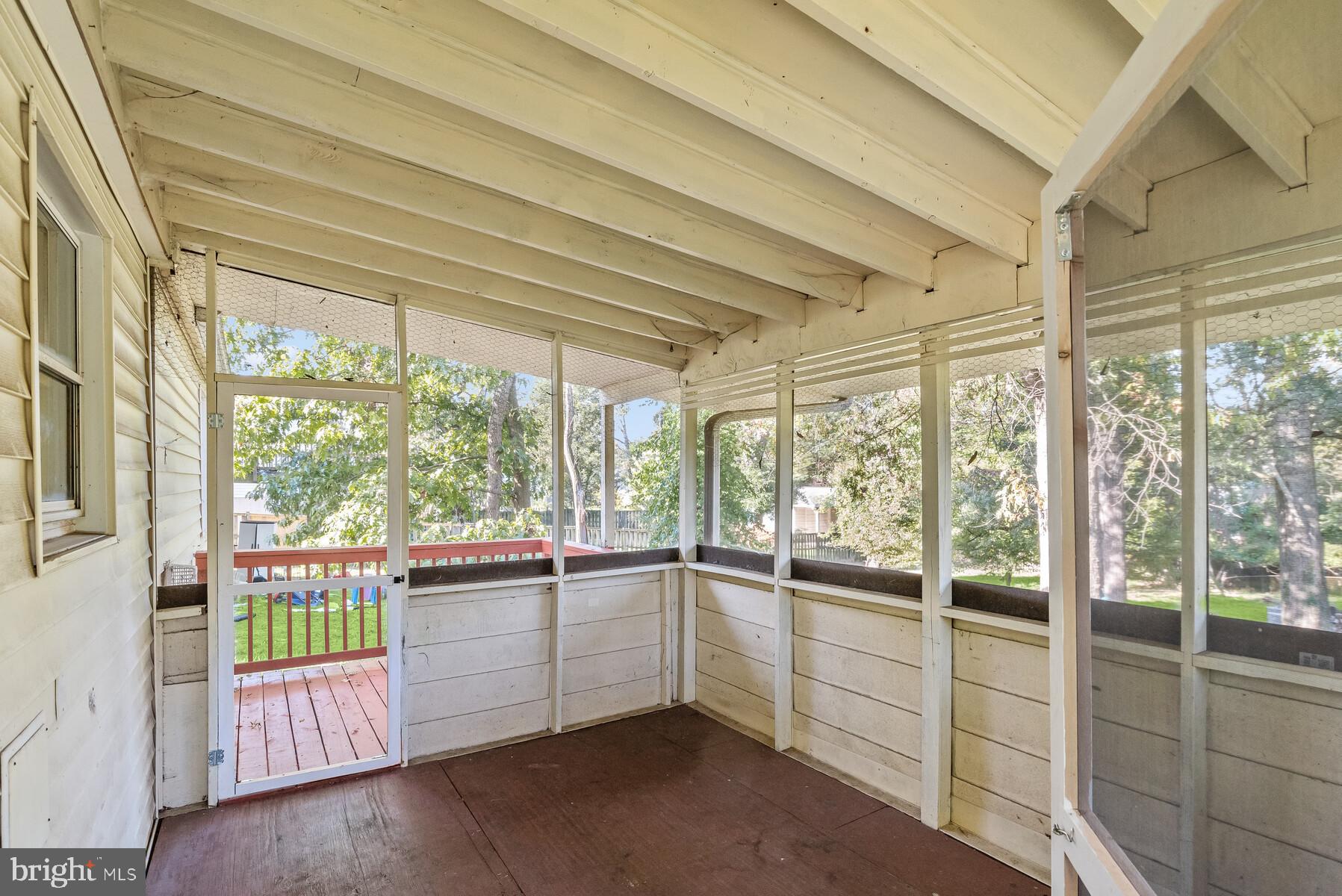 CHARLTON HEIGHTS - Residential