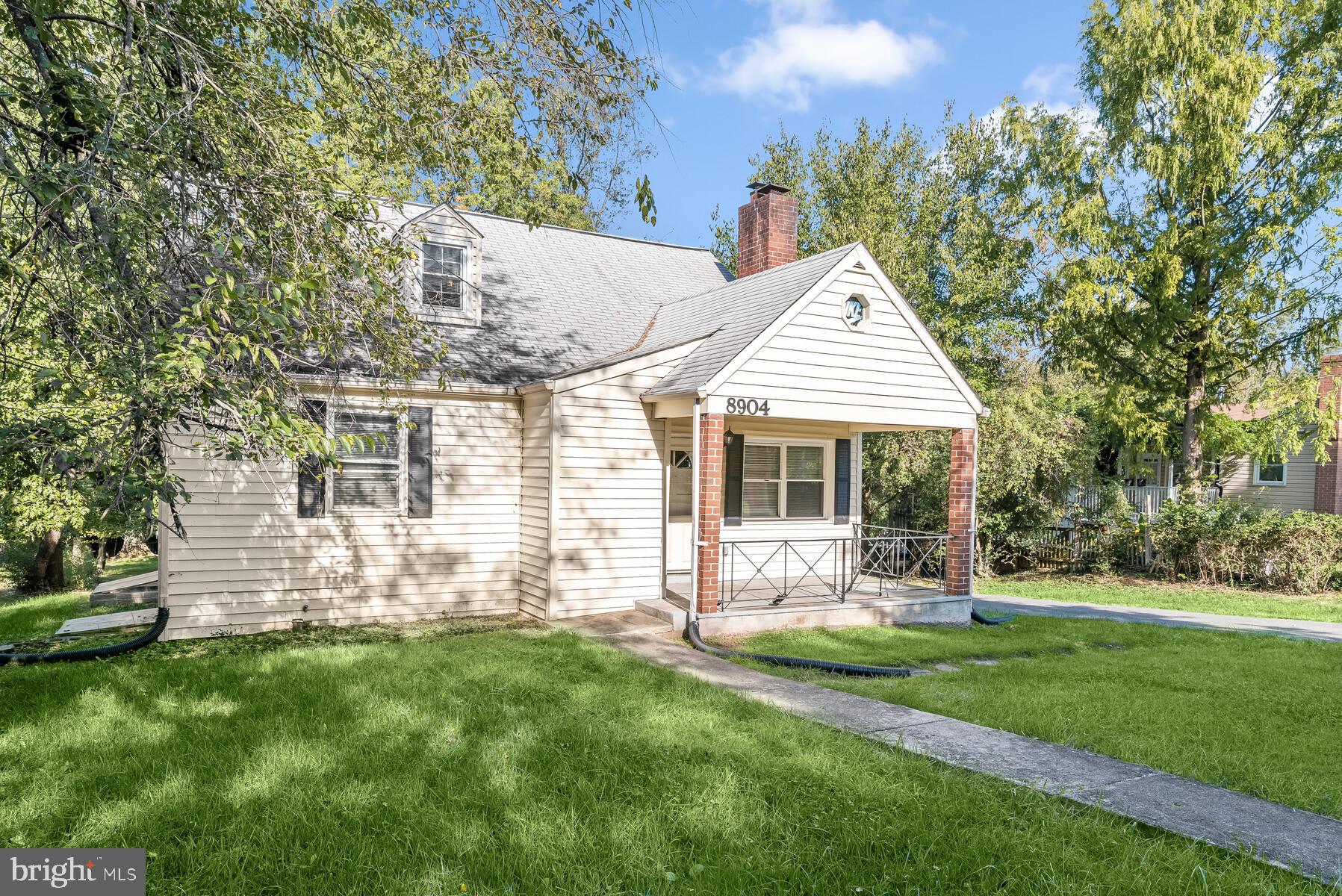 CHARLTON HEIGHTS - Residential