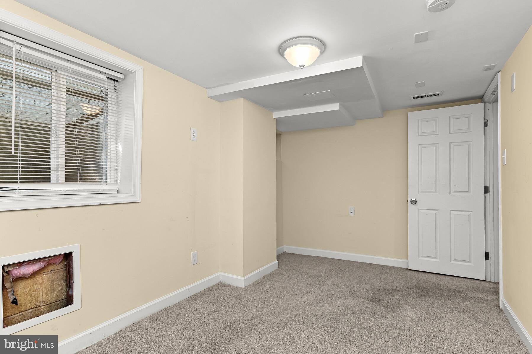 CHARLTON HEIGHTS - Residential