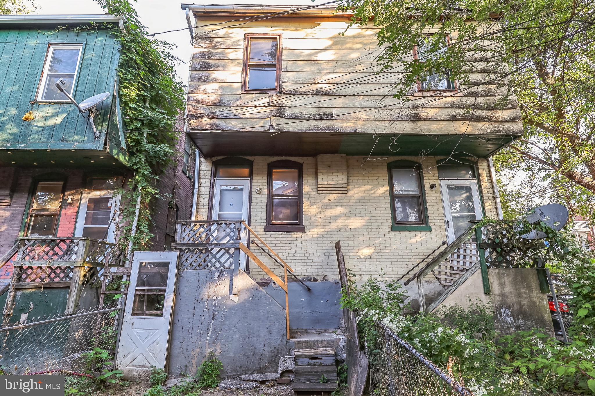 1217 HUNTER STREET