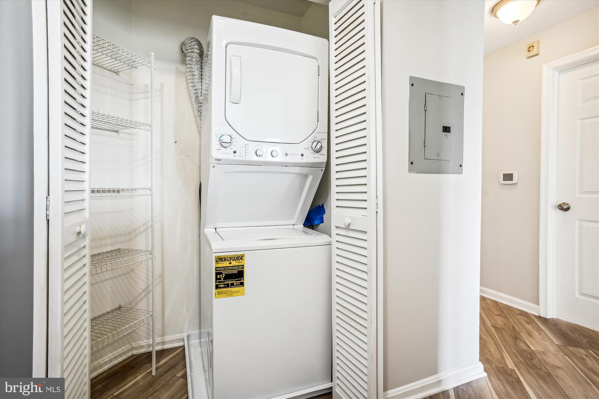 WESTBRIAR CONDOMINIUMS - Residential Lease