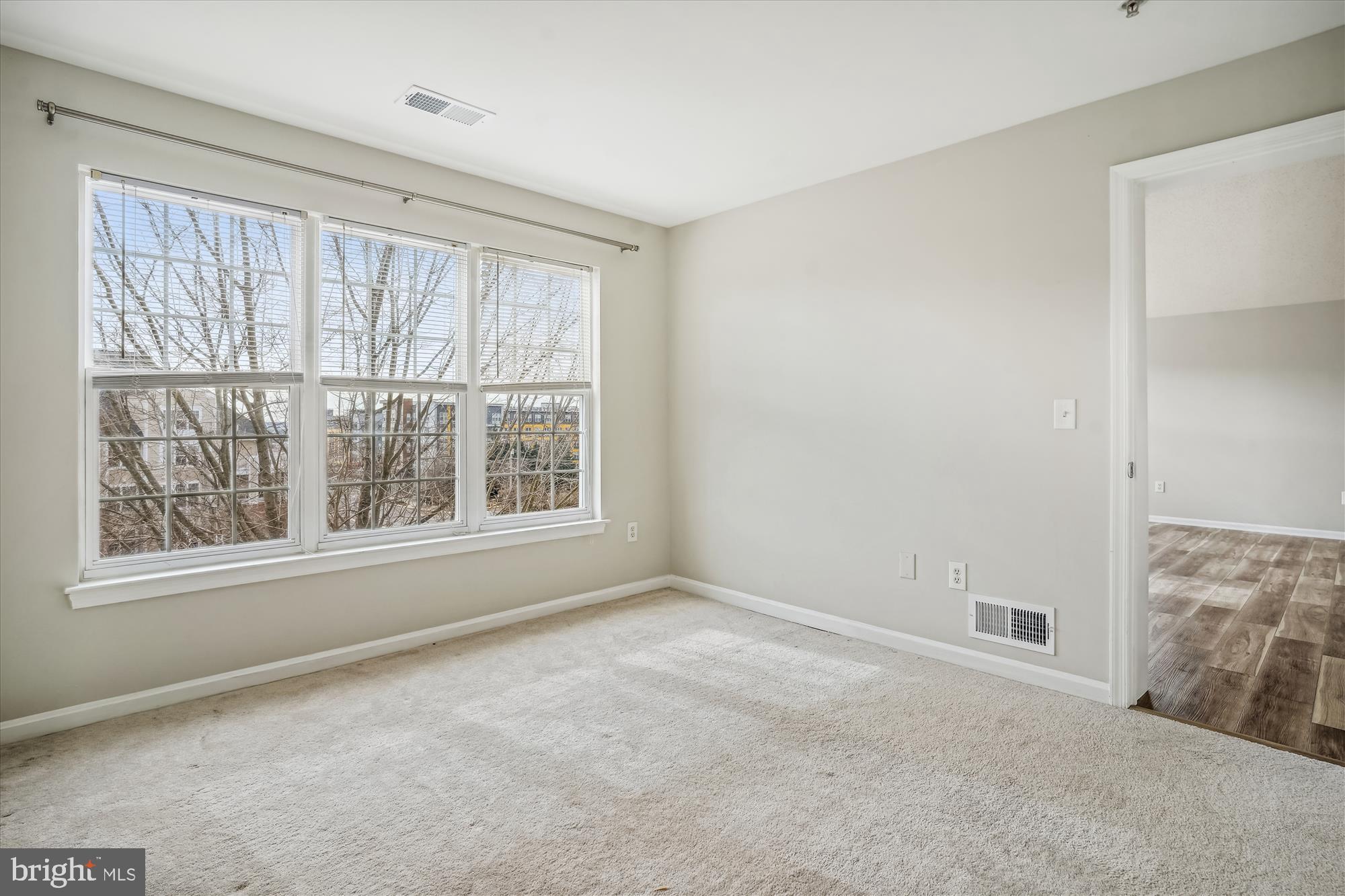 WESTBRIAR CONDOMINIUMS - Residential Lease