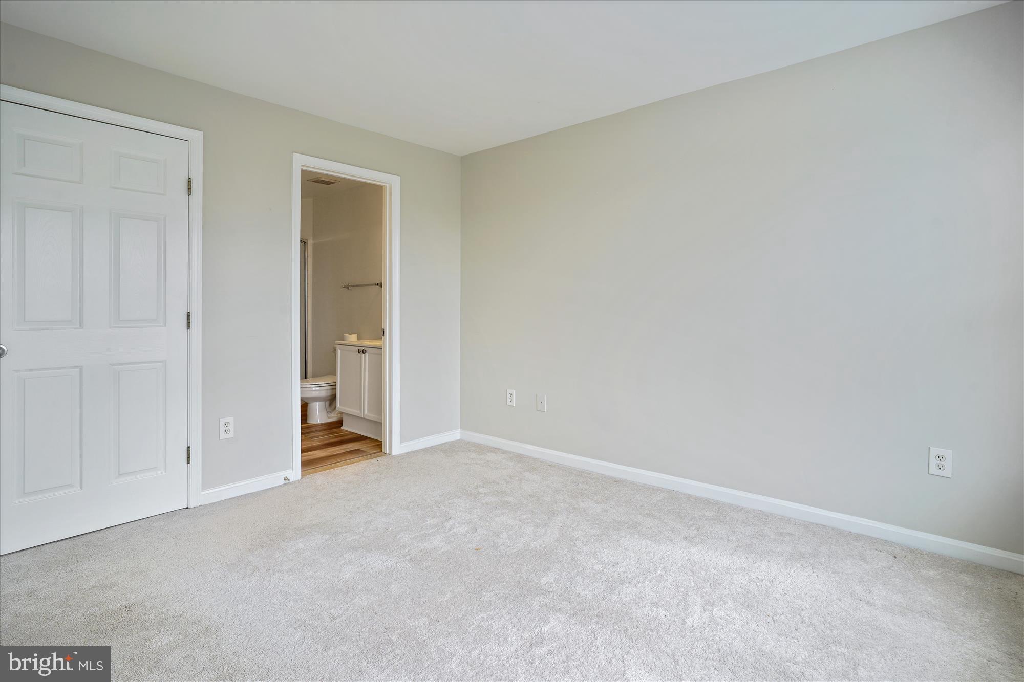 WESTBRIAR CONDOMINIUMS - Residential Lease