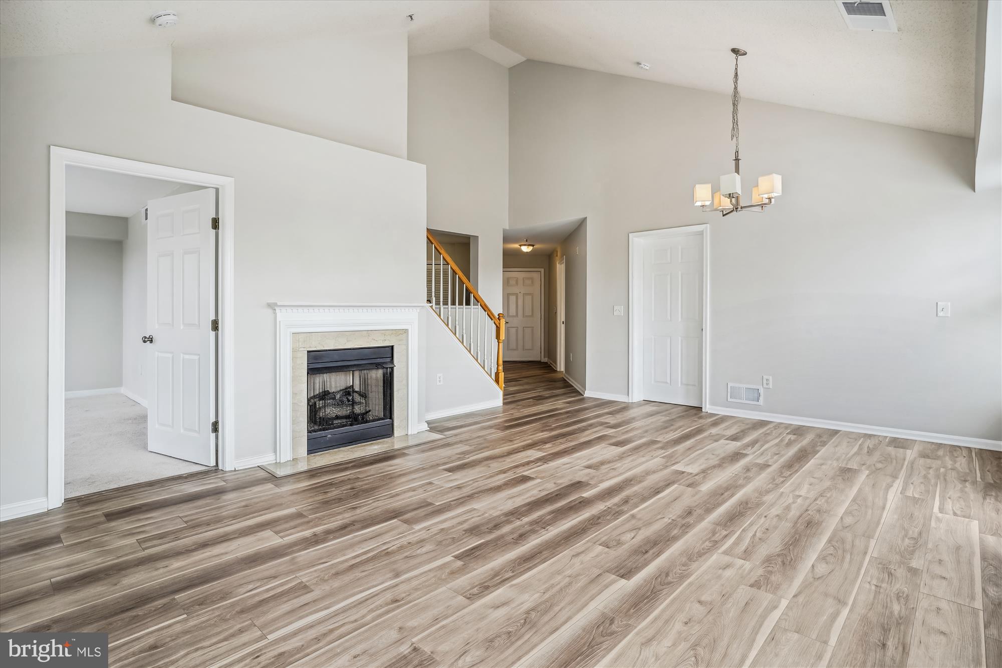 WESTBRIAR CONDOMINIUMS - Residential Lease