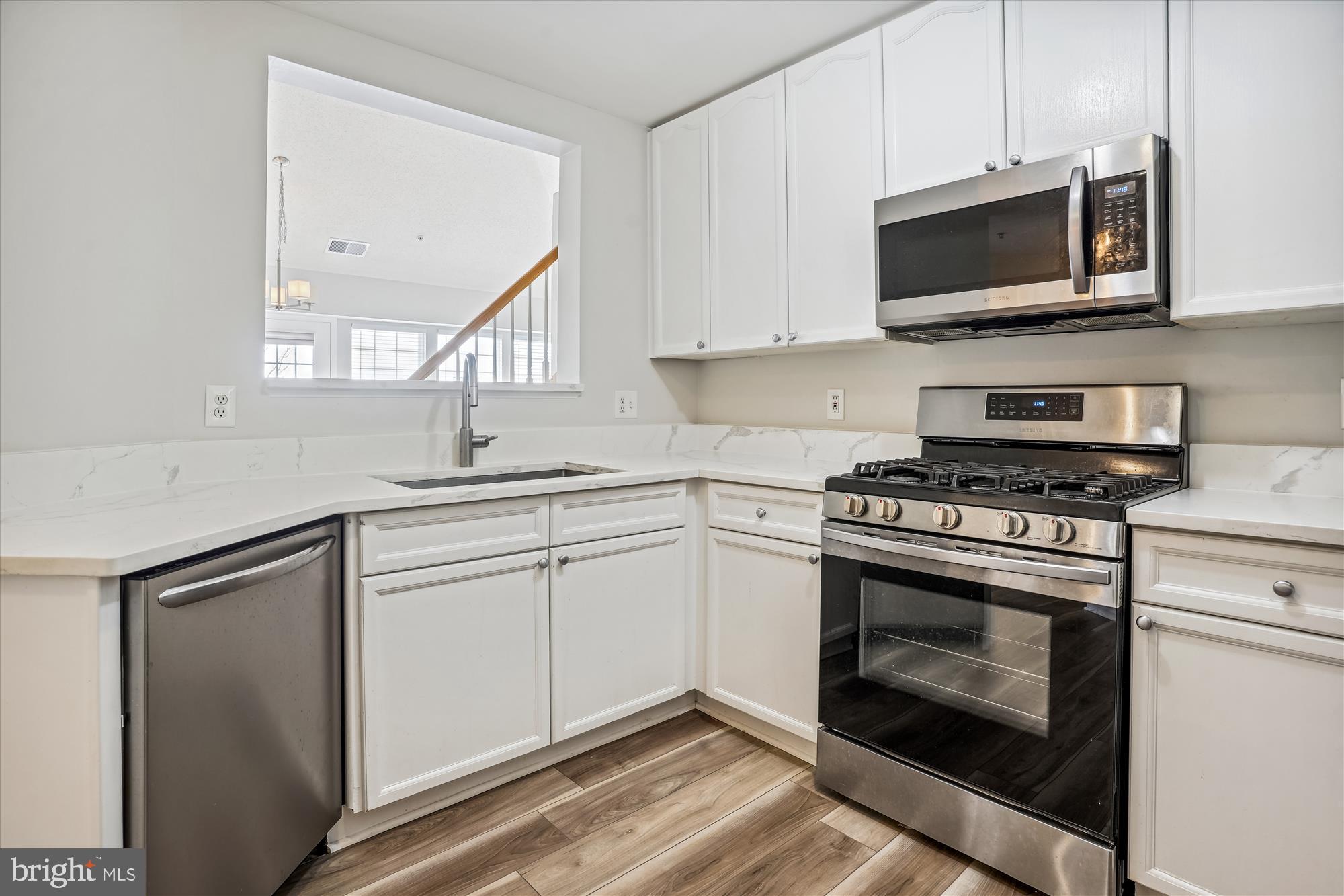 WESTBRIAR CONDOMINIUMS - Residential Lease