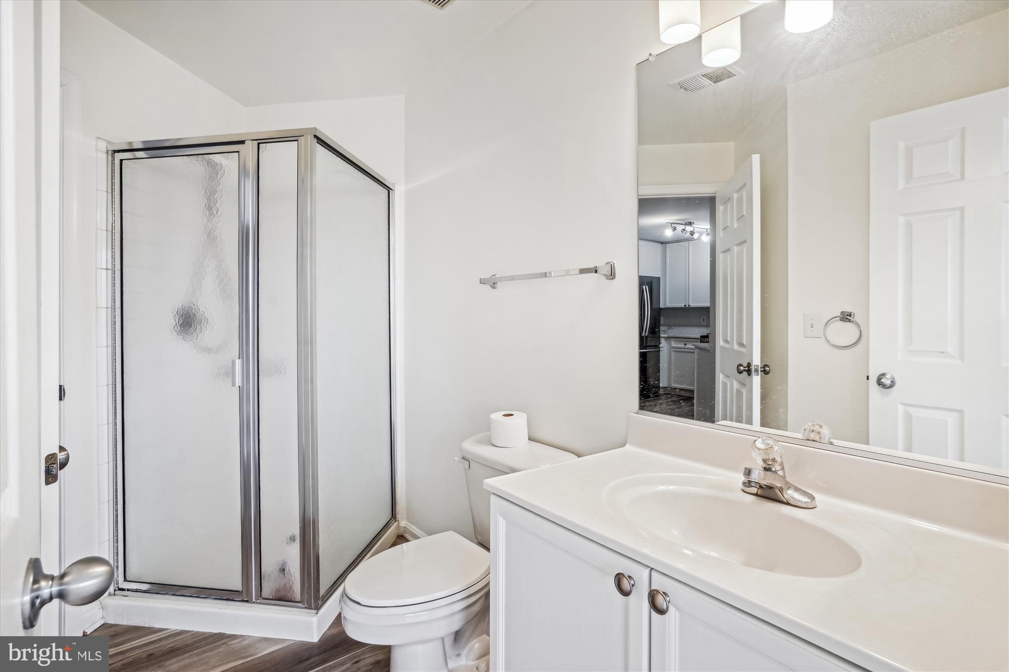 WESTBRIAR CONDOMINIUMS - Residential Lease