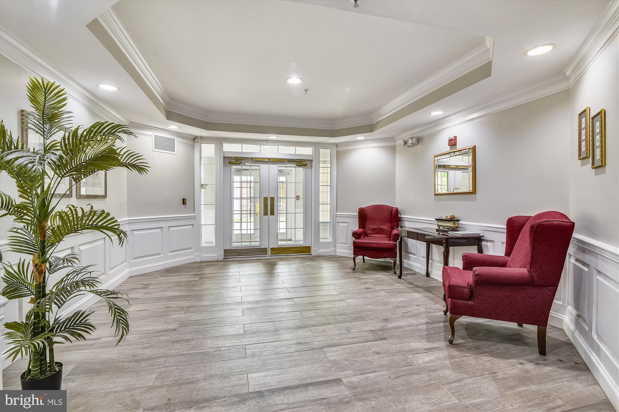 WESTBRIAR CONDOMINIUMS - Residential Lease