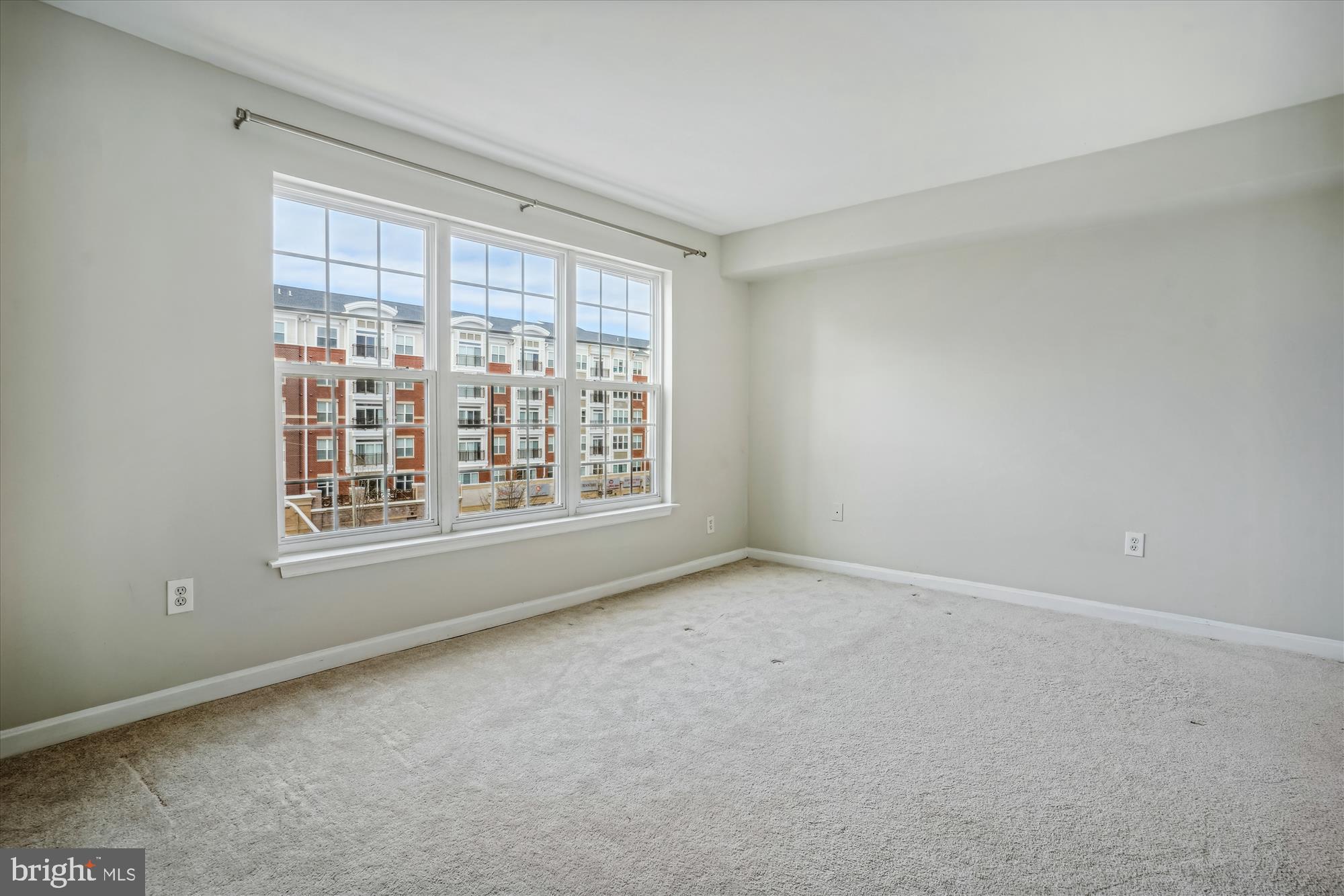 WESTBRIAR CONDOMINIUMS - Residential Lease