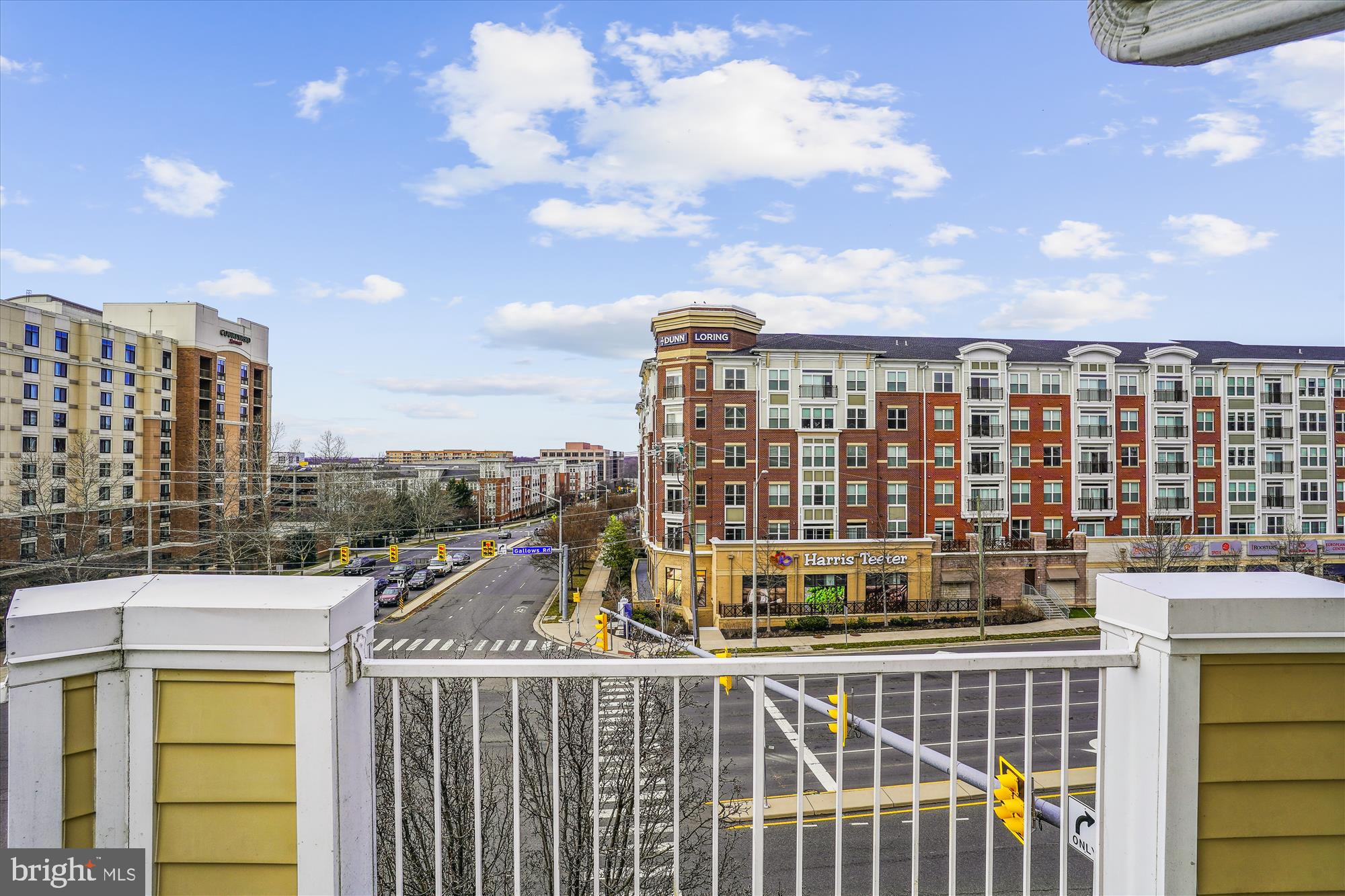 WESTBRIAR CONDOMINIUMS - Residential Lease