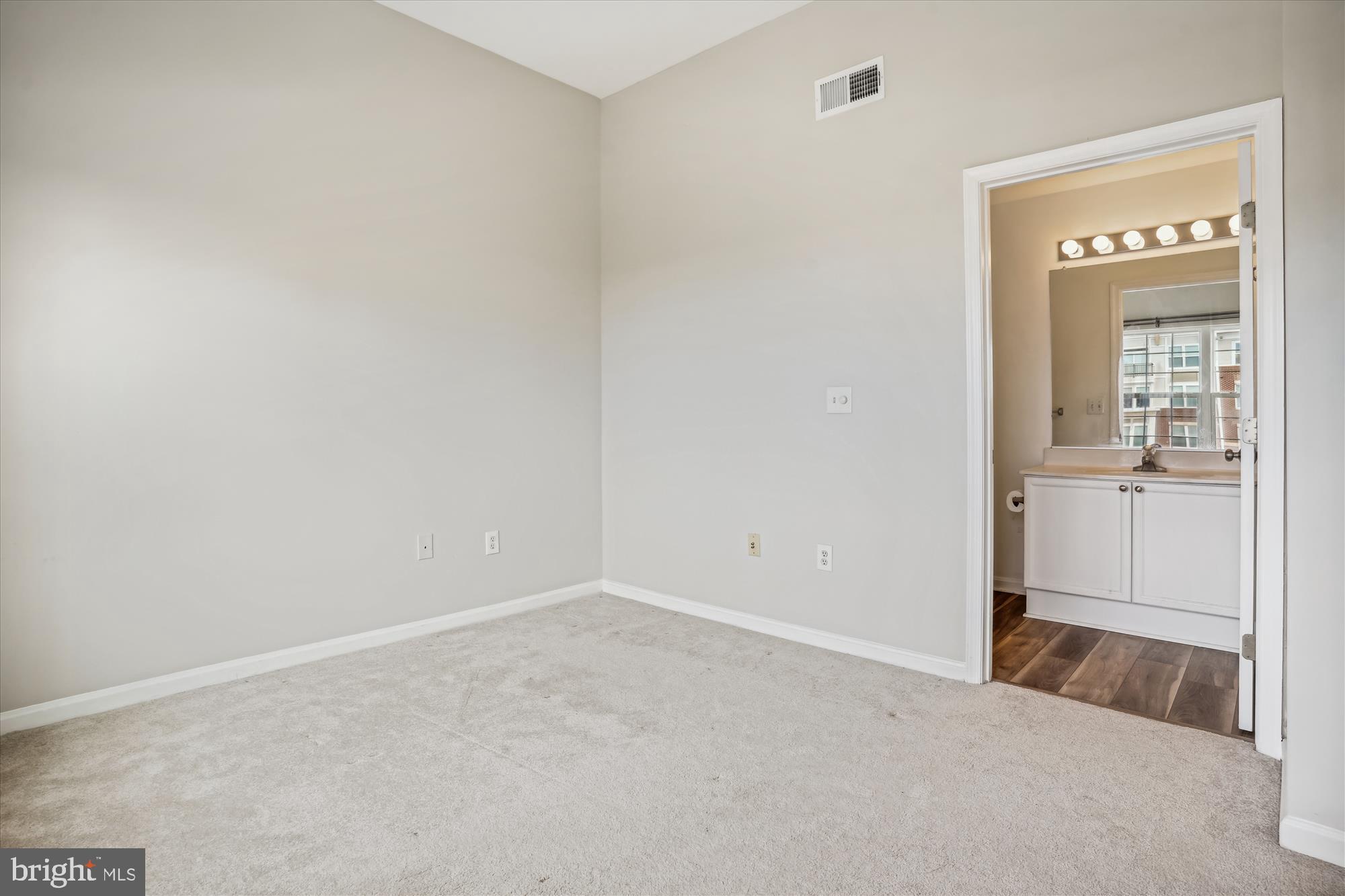 WESTBRIAR CONDOMINIUMS - Residential Lease