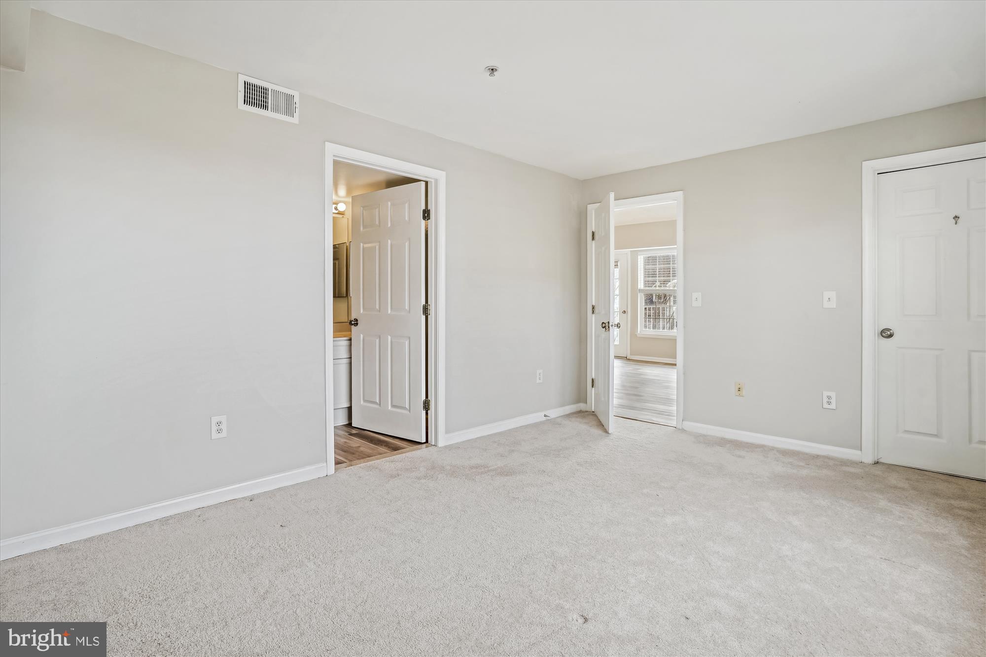 WESTBRIAR CONDOMINIUMS - Residential Lease