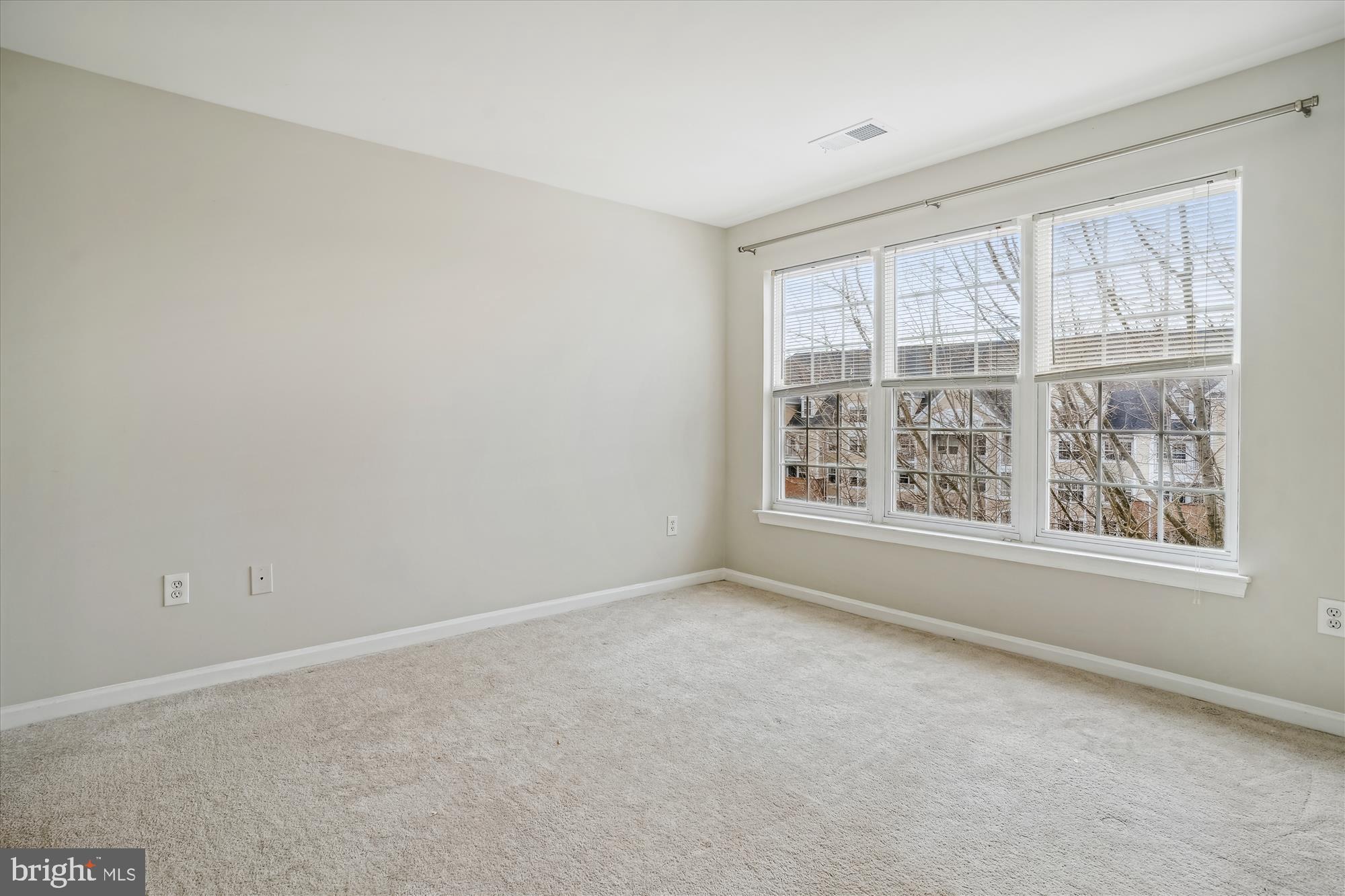 WESTBRIAR CONDOMINIUMS - Residential Lease