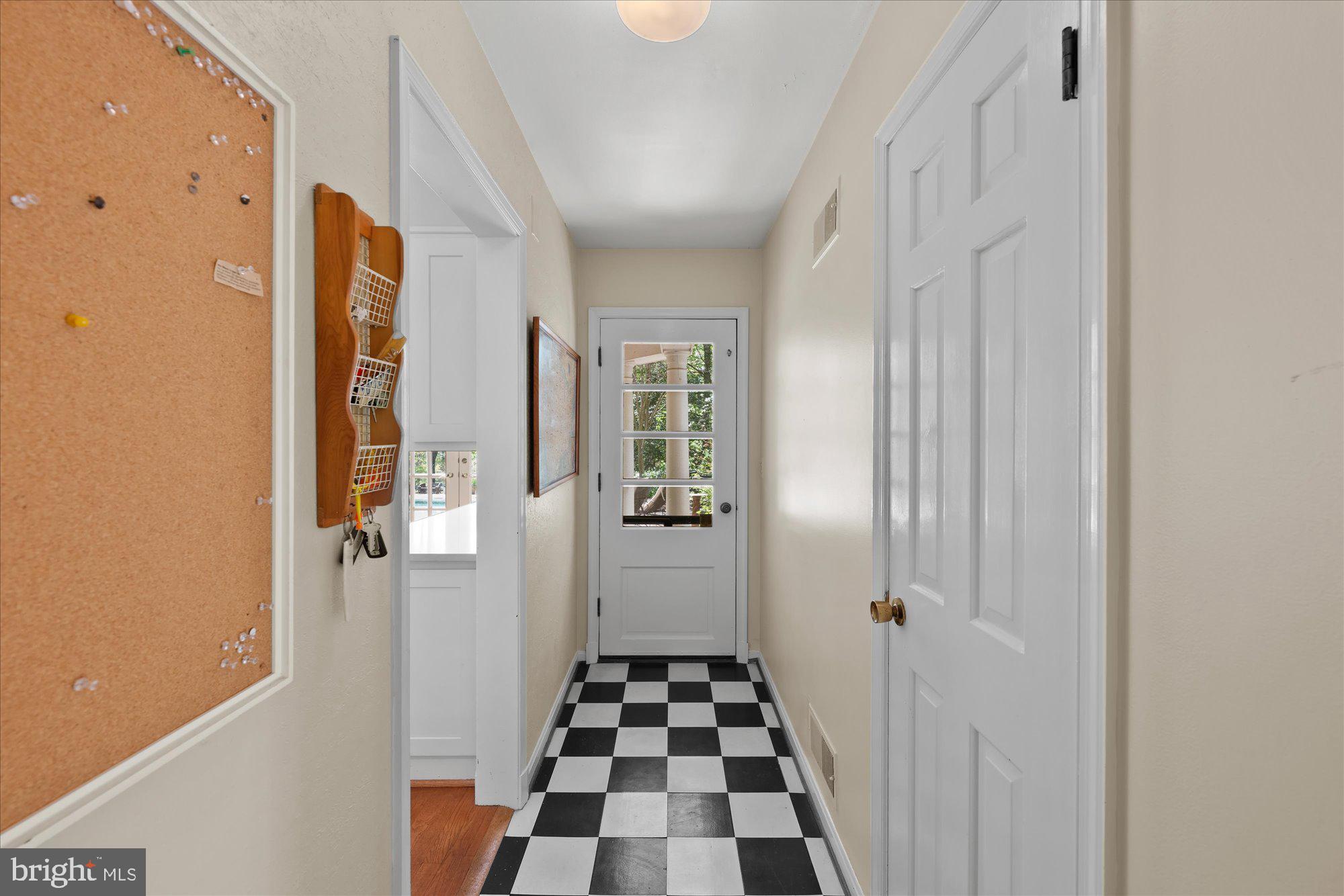 POTOMAC FALLS - Residential