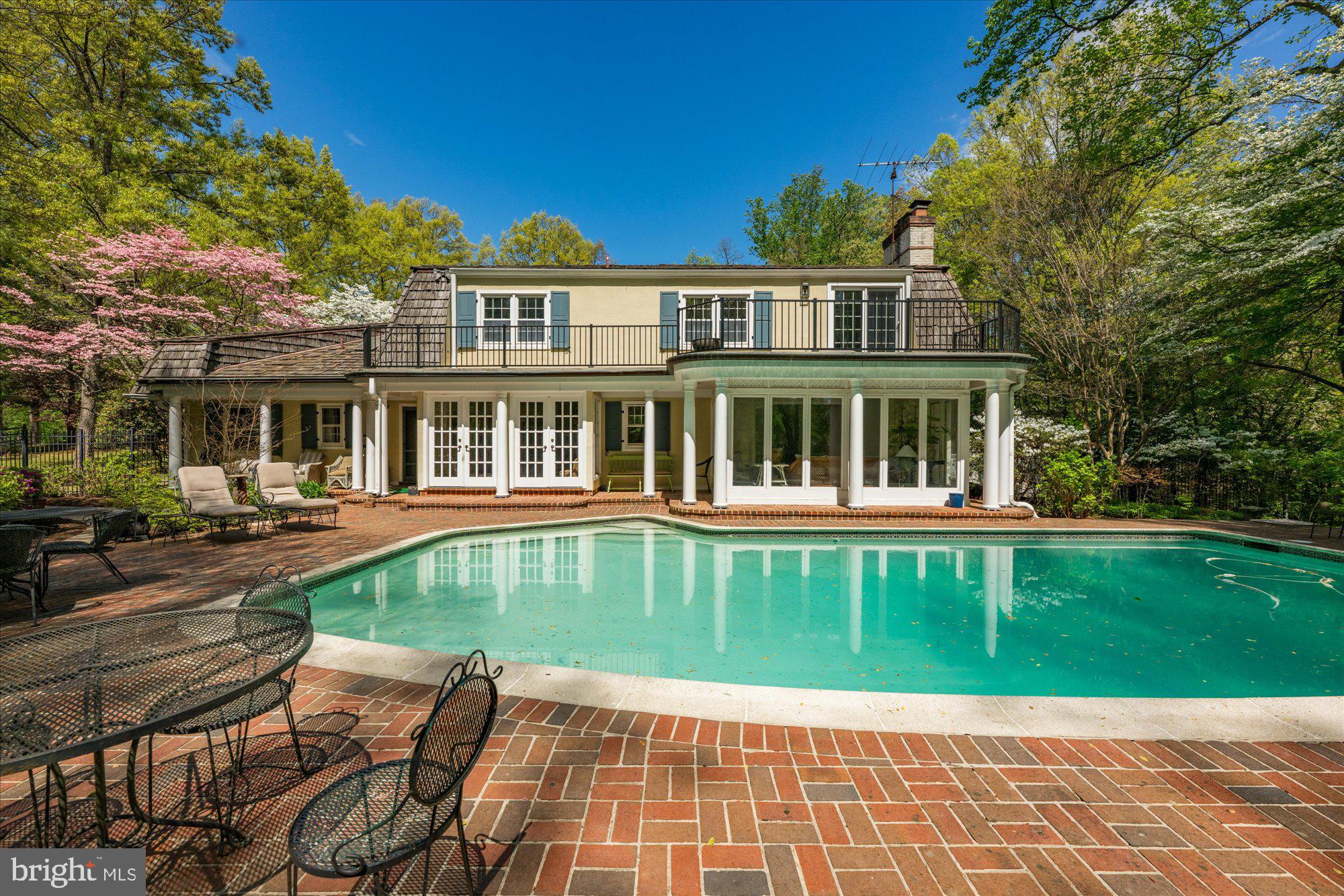 POTOMAC FALLS - Residential