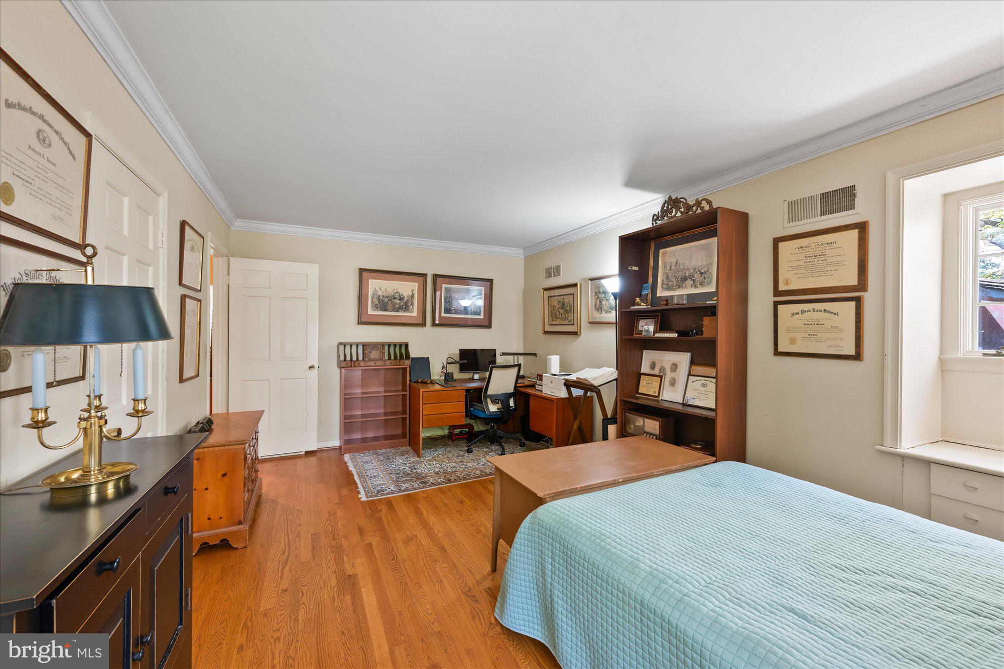 POTOMAC FALLS - Residential