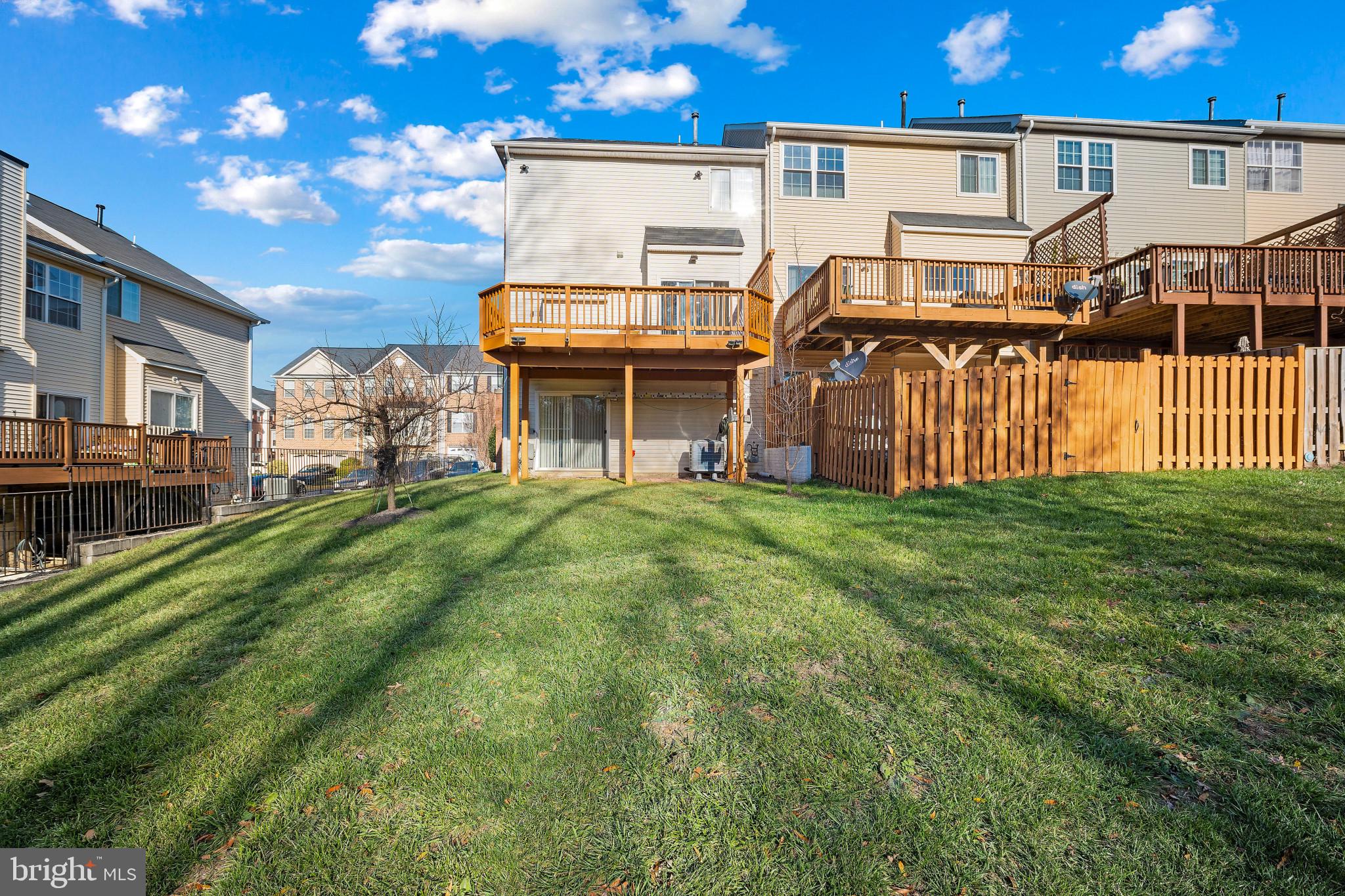 KENWOOD TOWNES - Residential