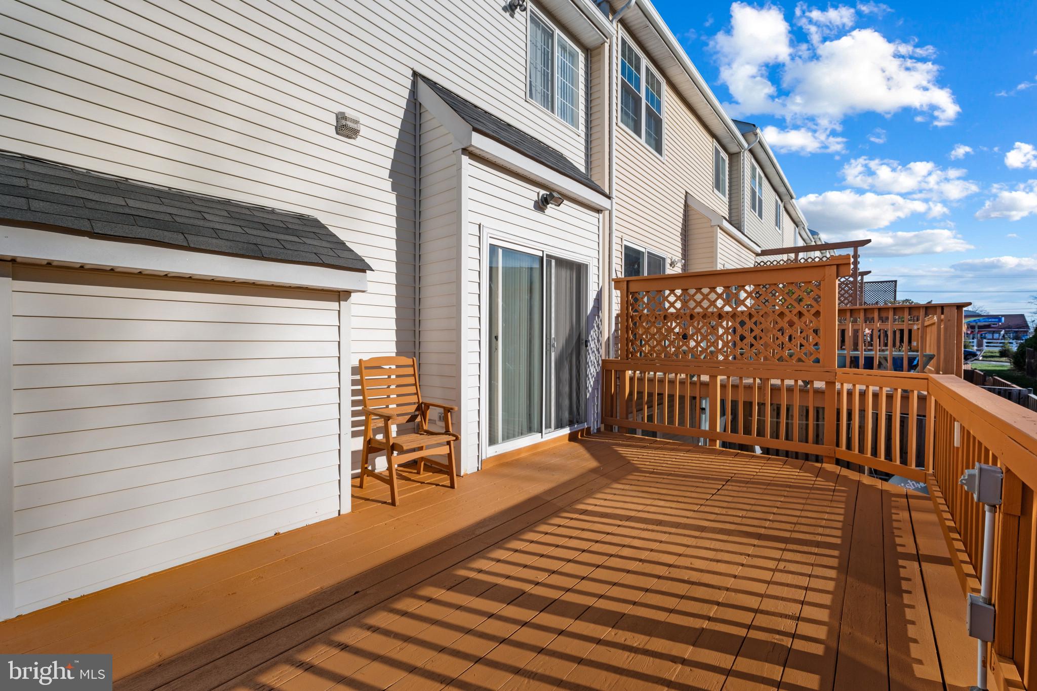 KENWOOD TOWNES - Residential