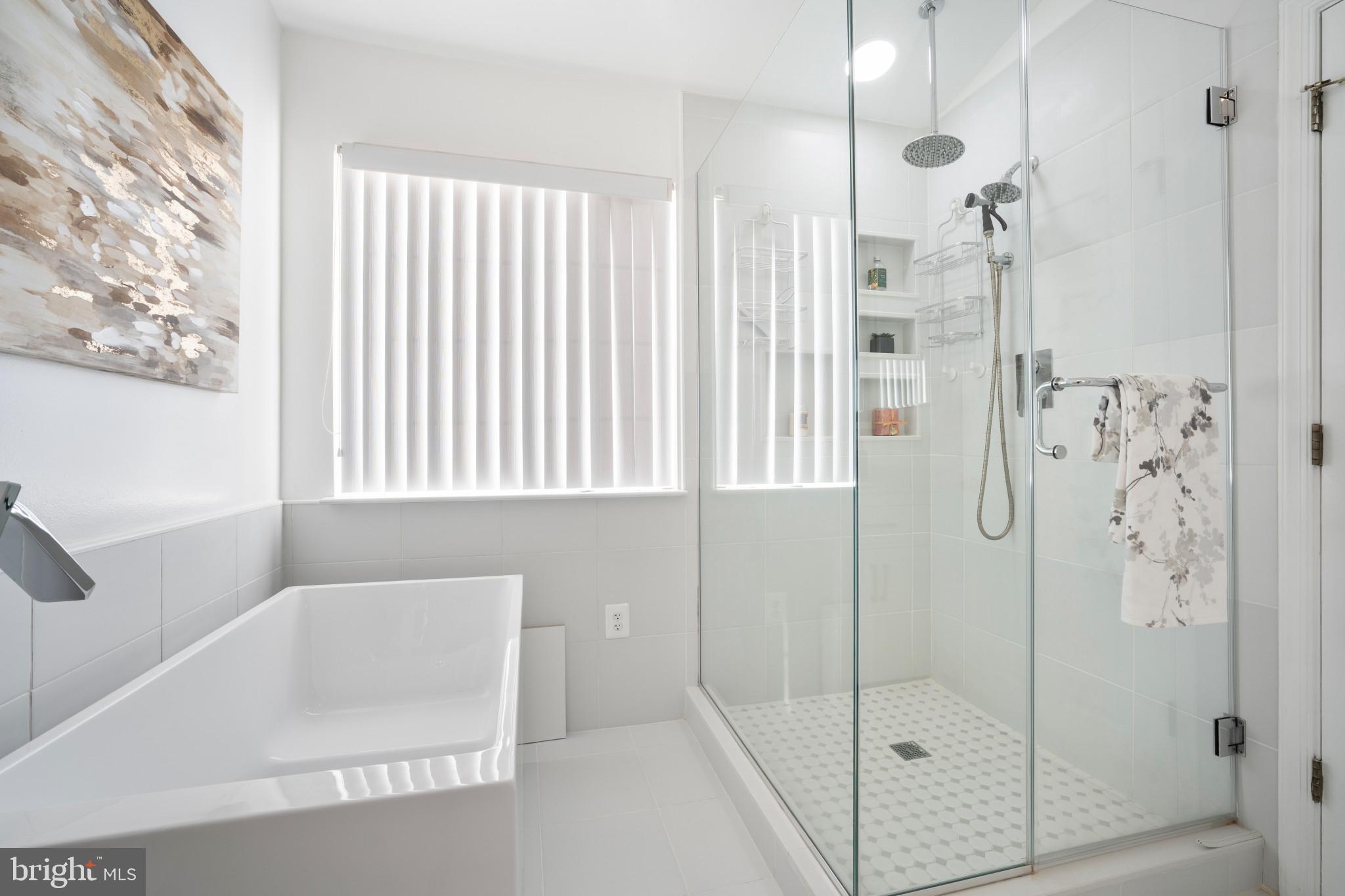 KENWOOD TOWNES - Residential