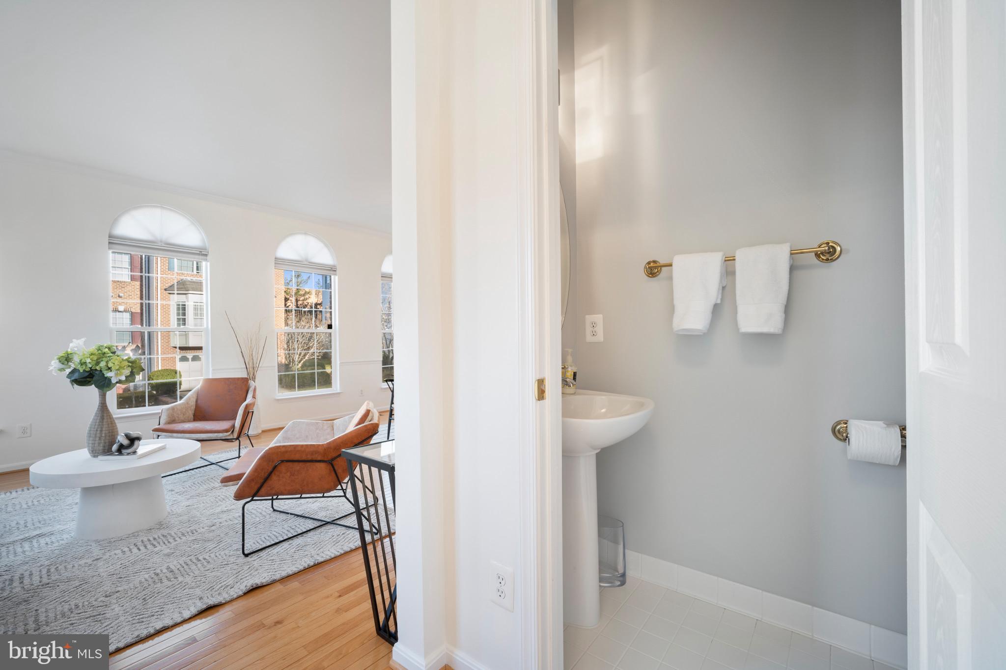 KENWOOD TOWNES - Residential