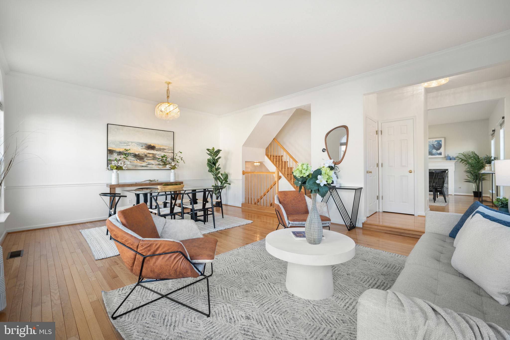 KENWOOD TOWNES - Residential