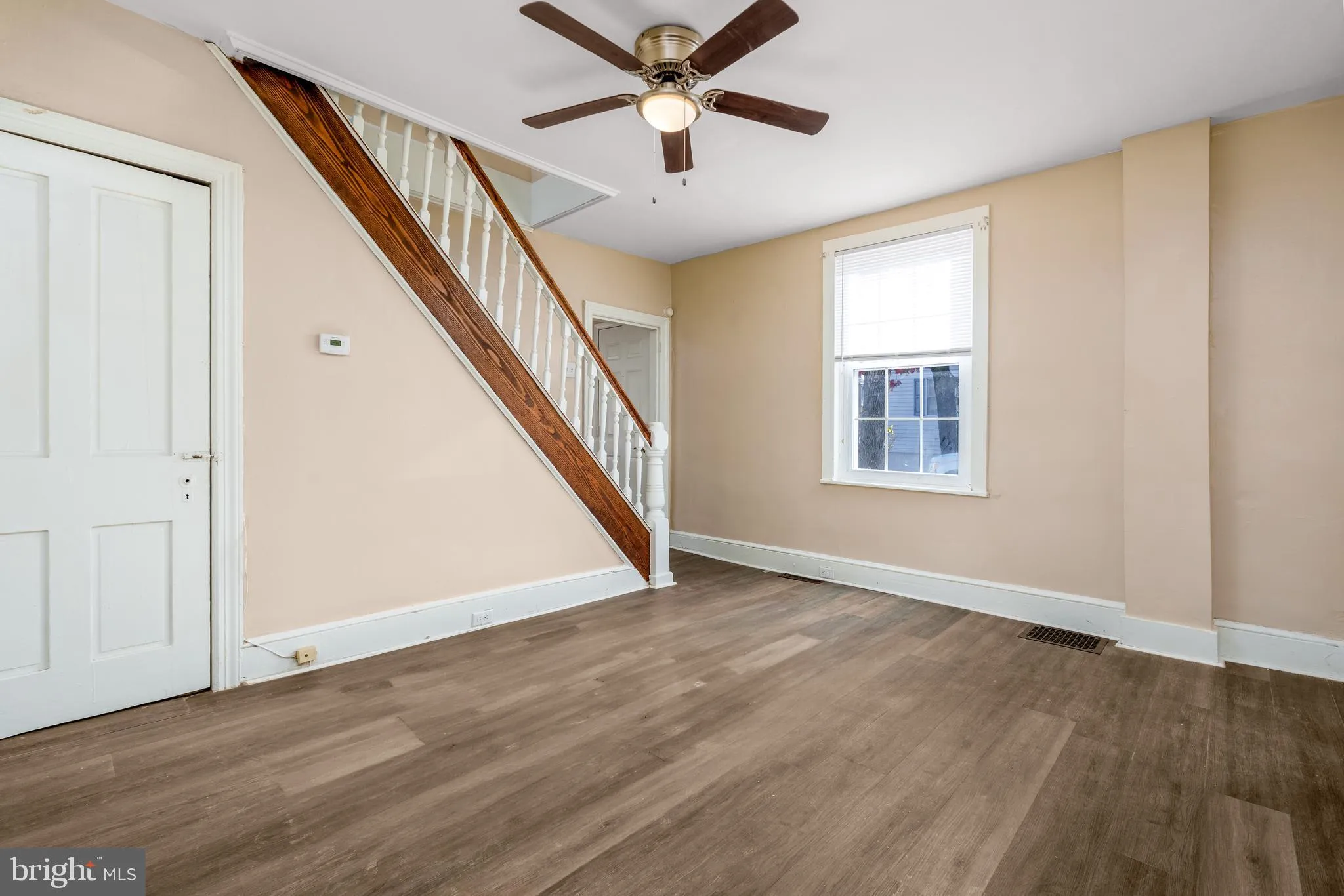 Wilmington, Delaware 19805, United States, 3 Bedrooms Bedrooms, ,1 BathroomBathrooms,Residential,Pending,38246