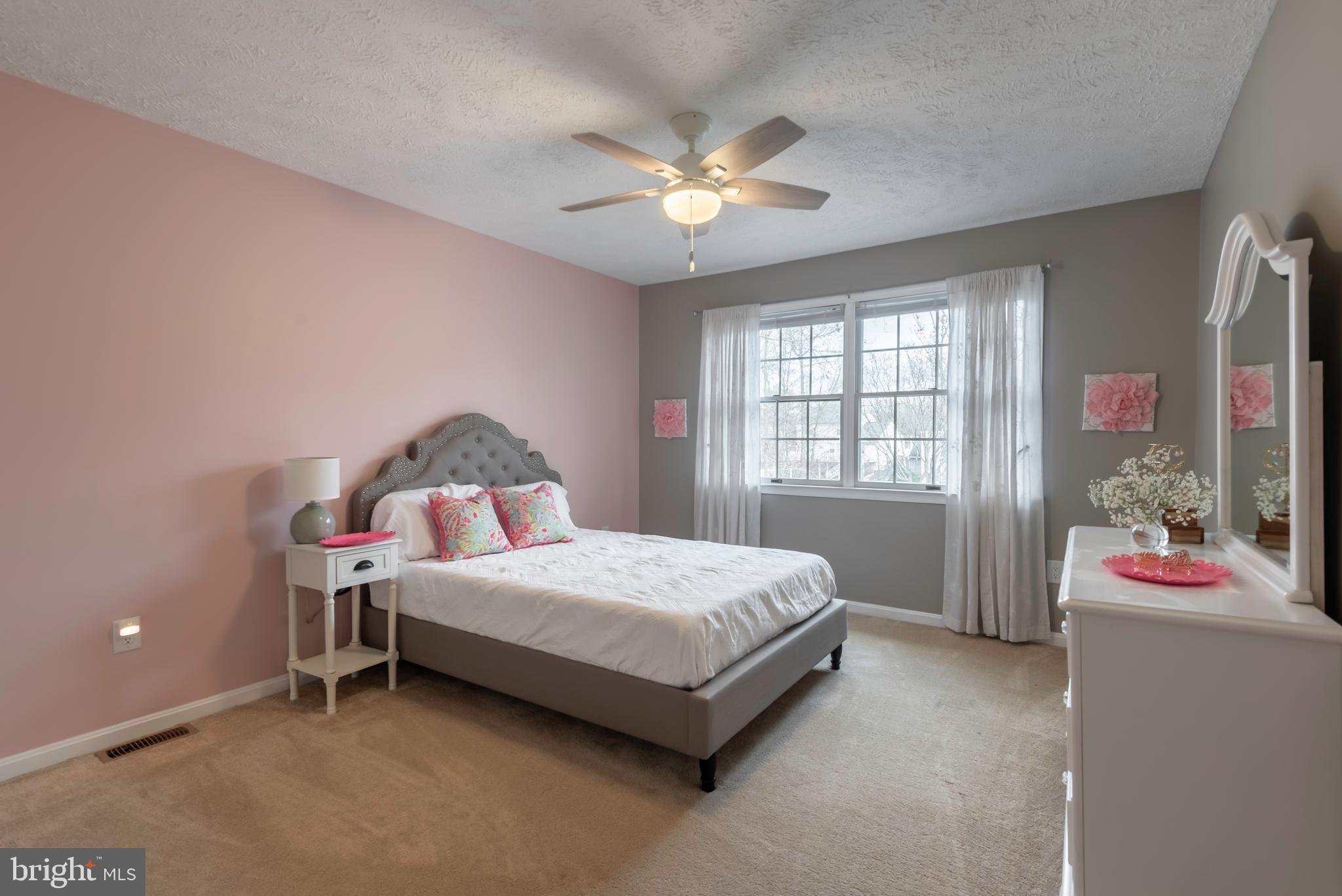 KIMBERLY HILLS - Residential