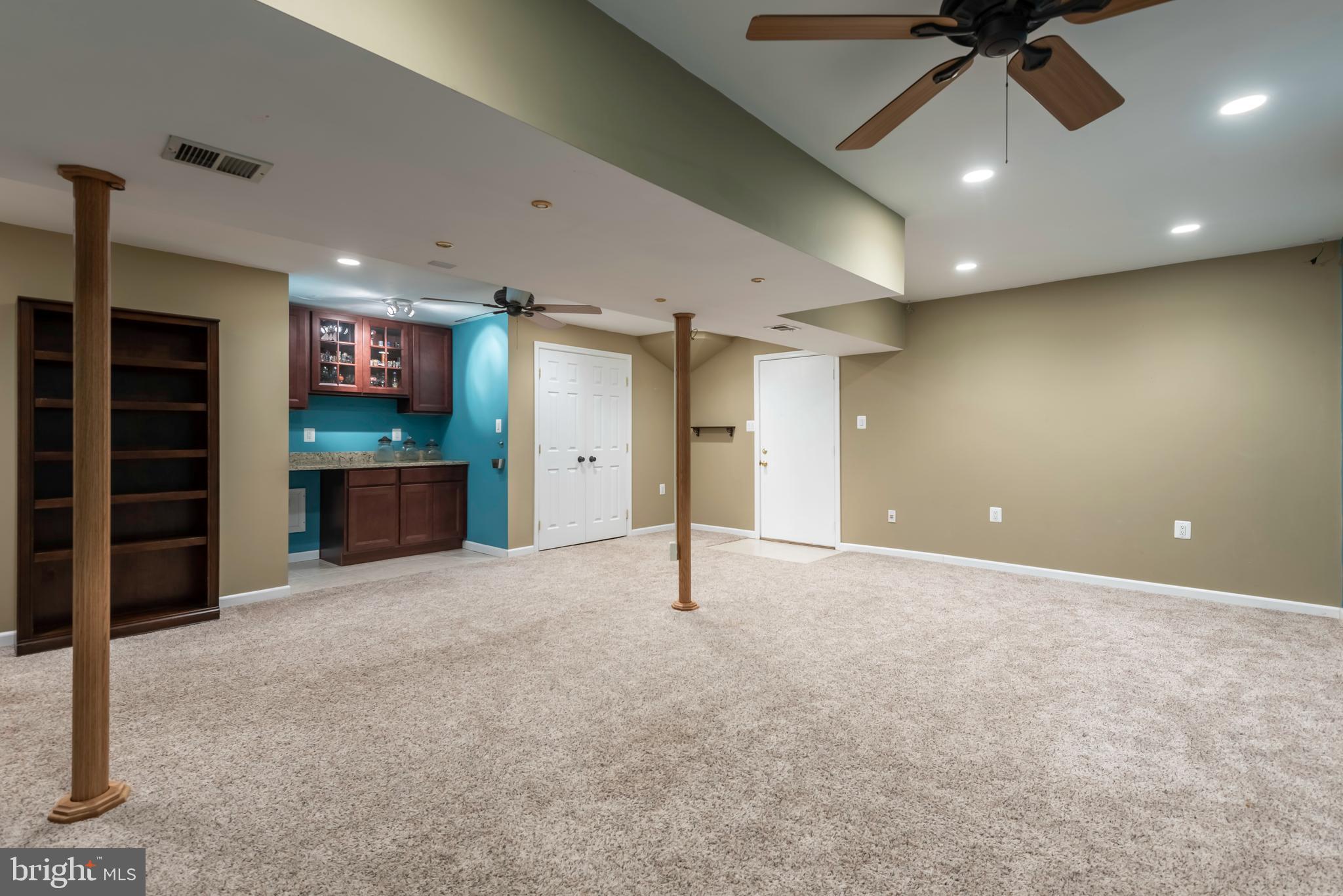 KIMBERLY HILLS - Residential