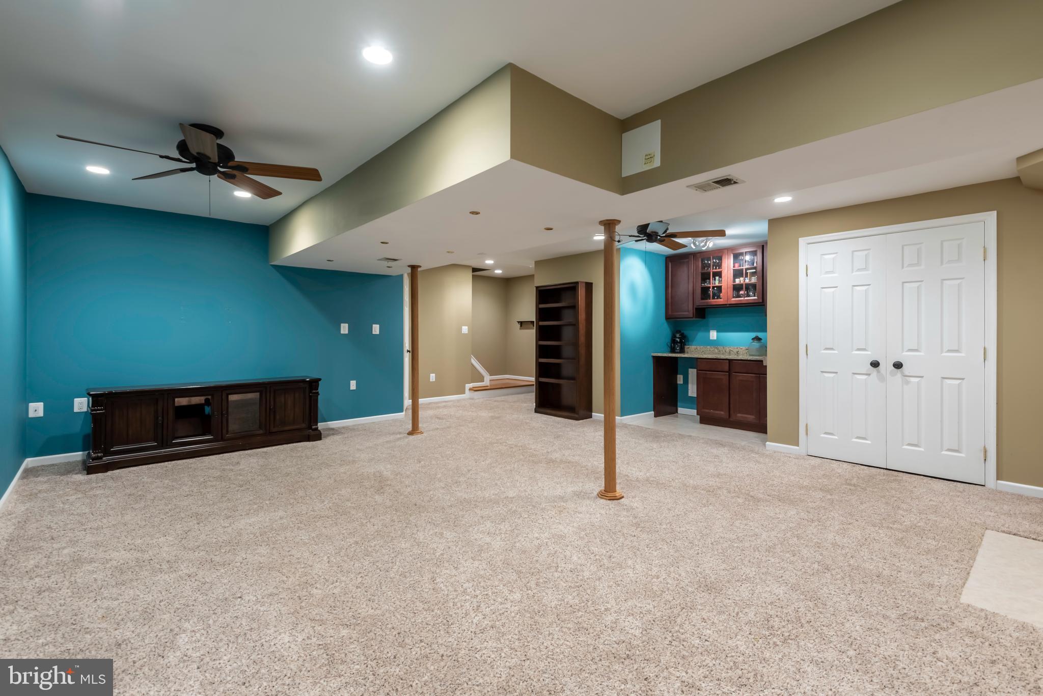 KIMBERLY HILLS - Residential