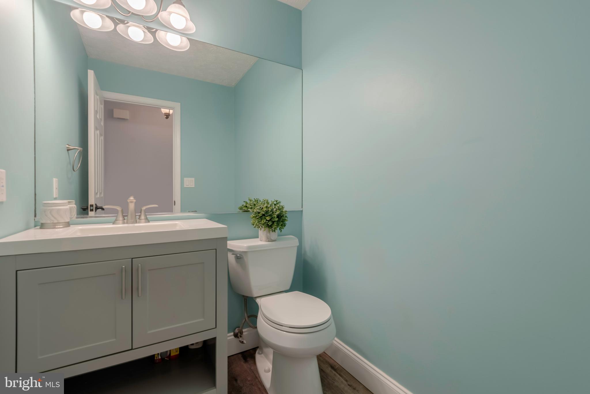 KIMBERLY HILLS - Residential