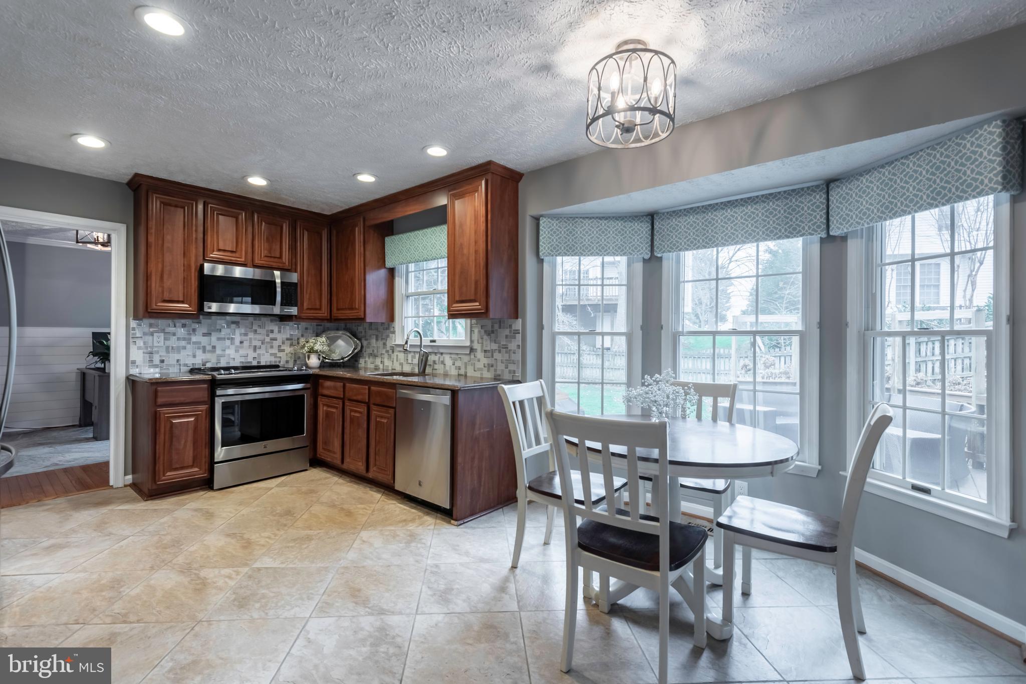 KIMBERLY HILLS - Residential