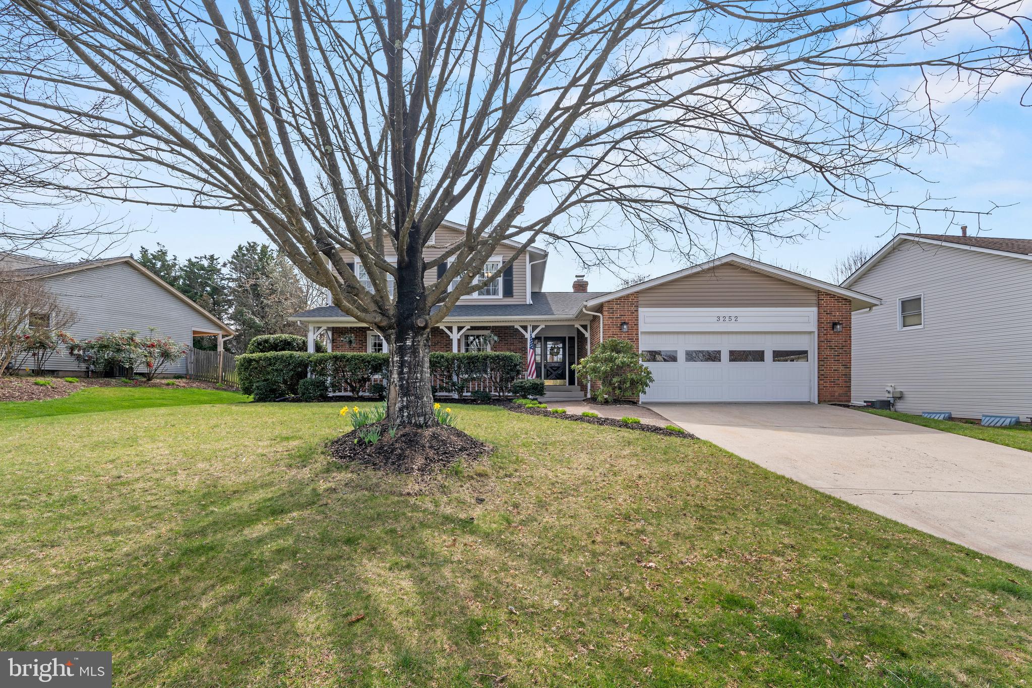 CHANTILLY HIGHLANDS - Residential