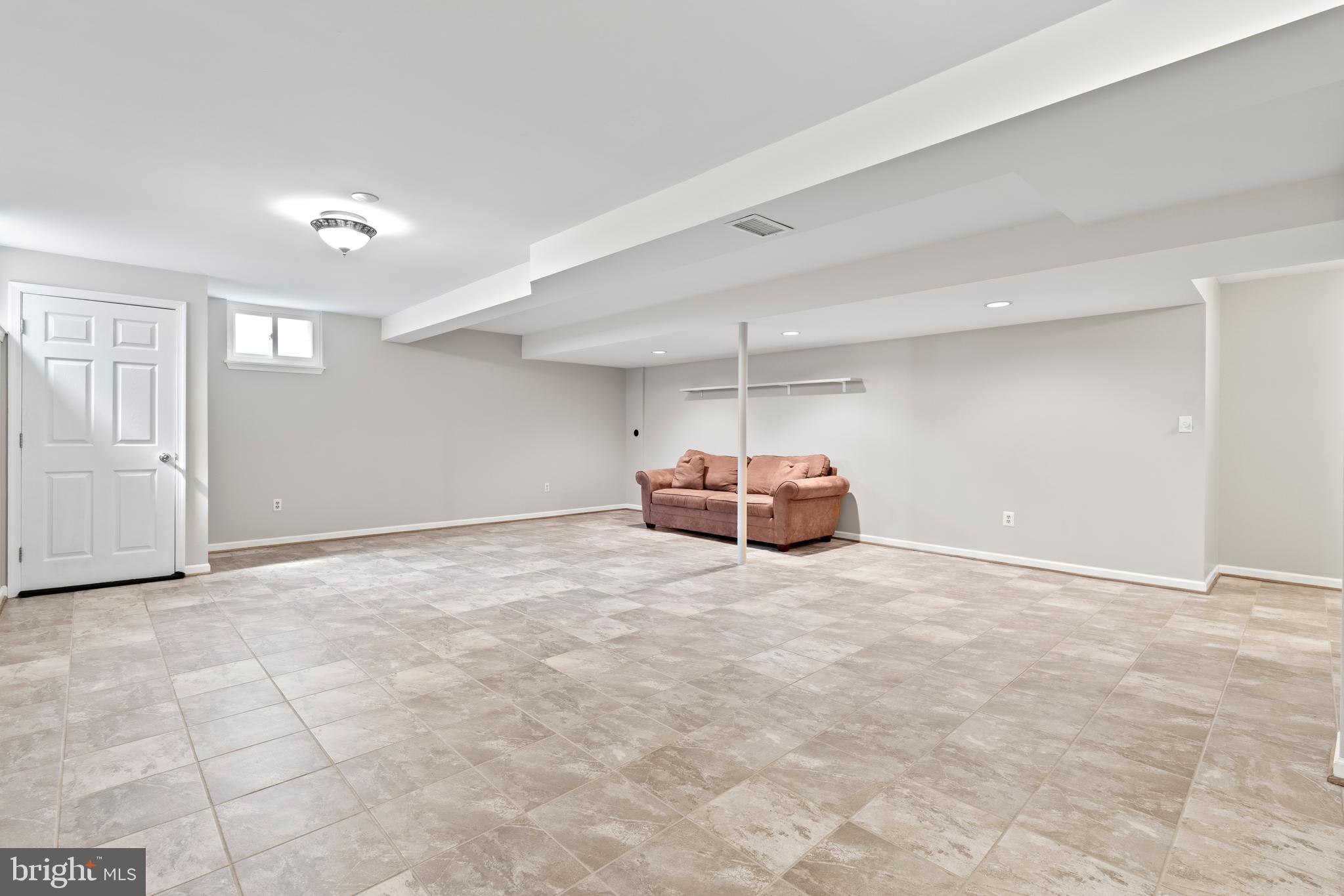 CHANTILLY HIGHLANDS - Residential