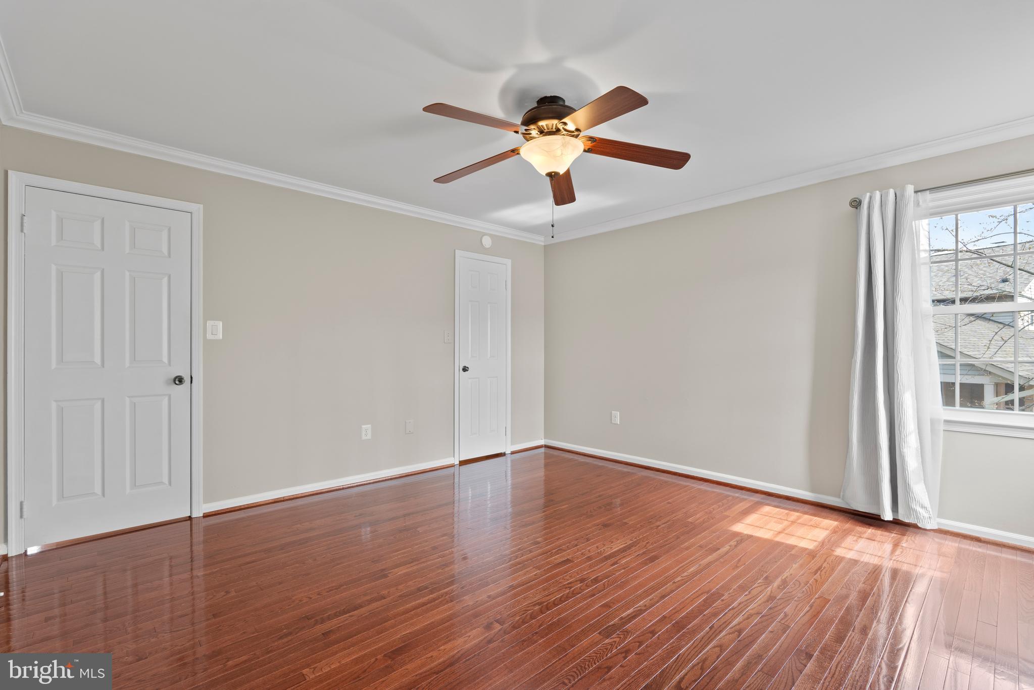 CHANTILLY HIGHLANDS - Residential