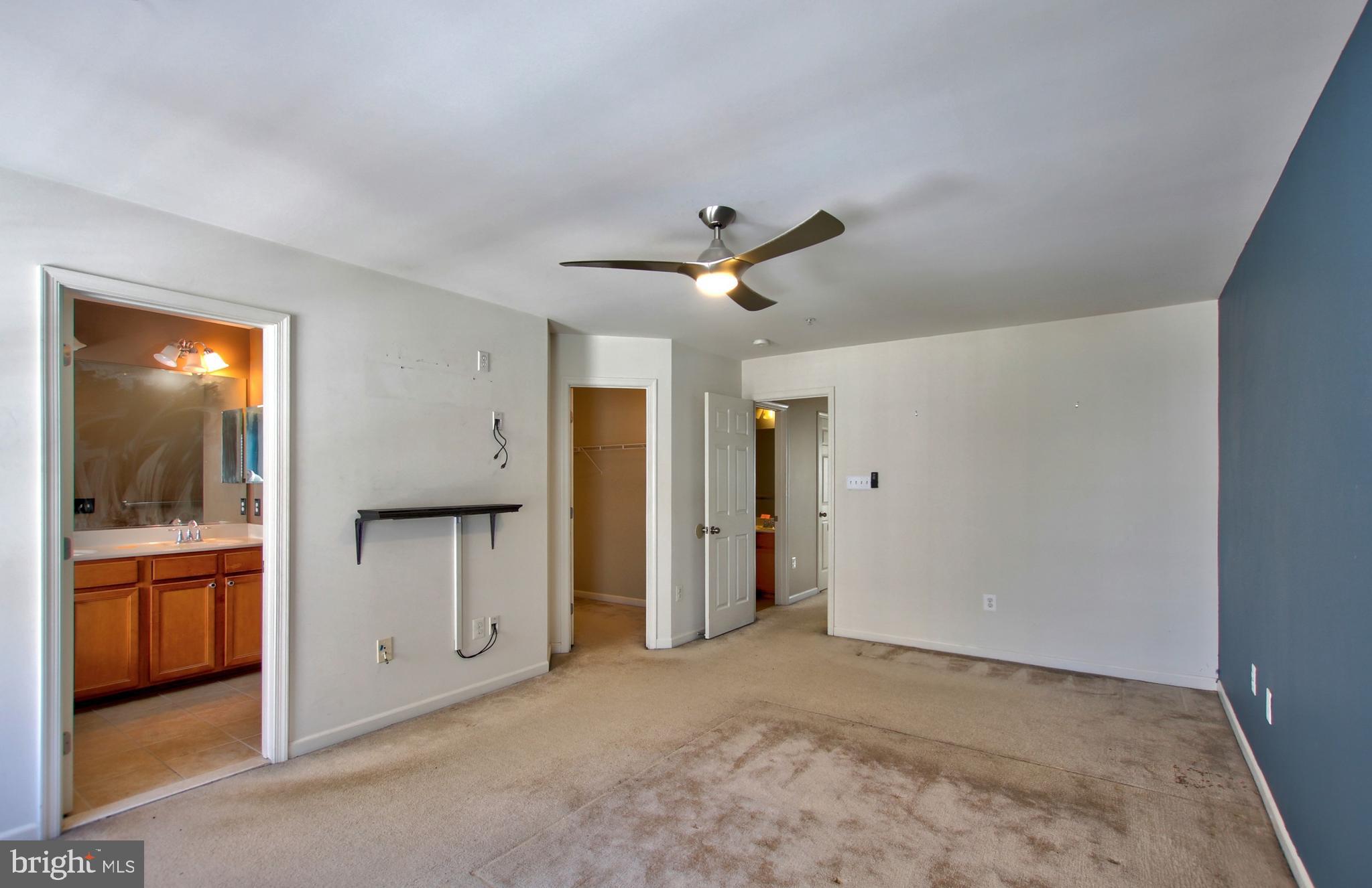 SUMMERFIELD AT MISSION PLACE - Residential