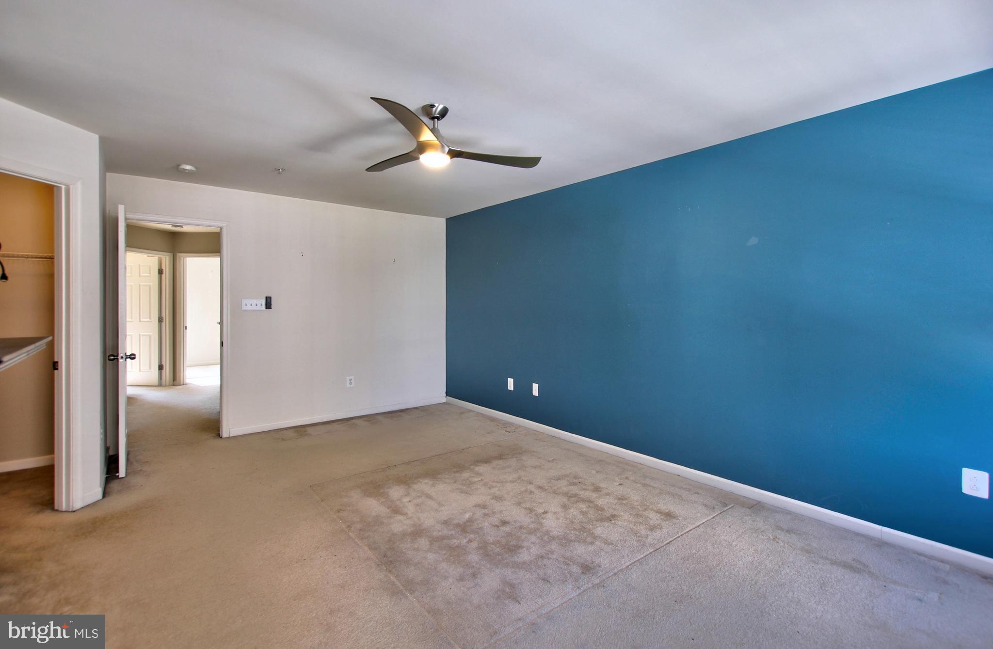 SUMMERFIELD AT MISSION PLACE - Residential