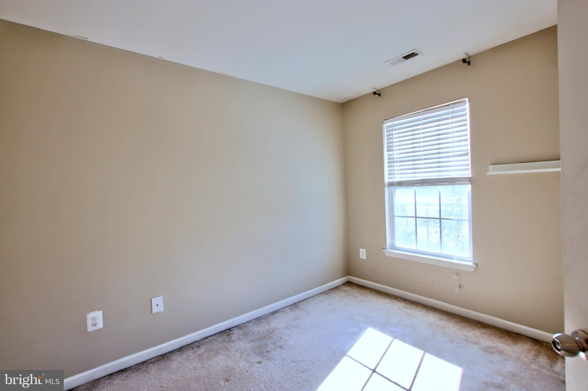 SUMMERFIELD AT MISSION PLACE - Residential