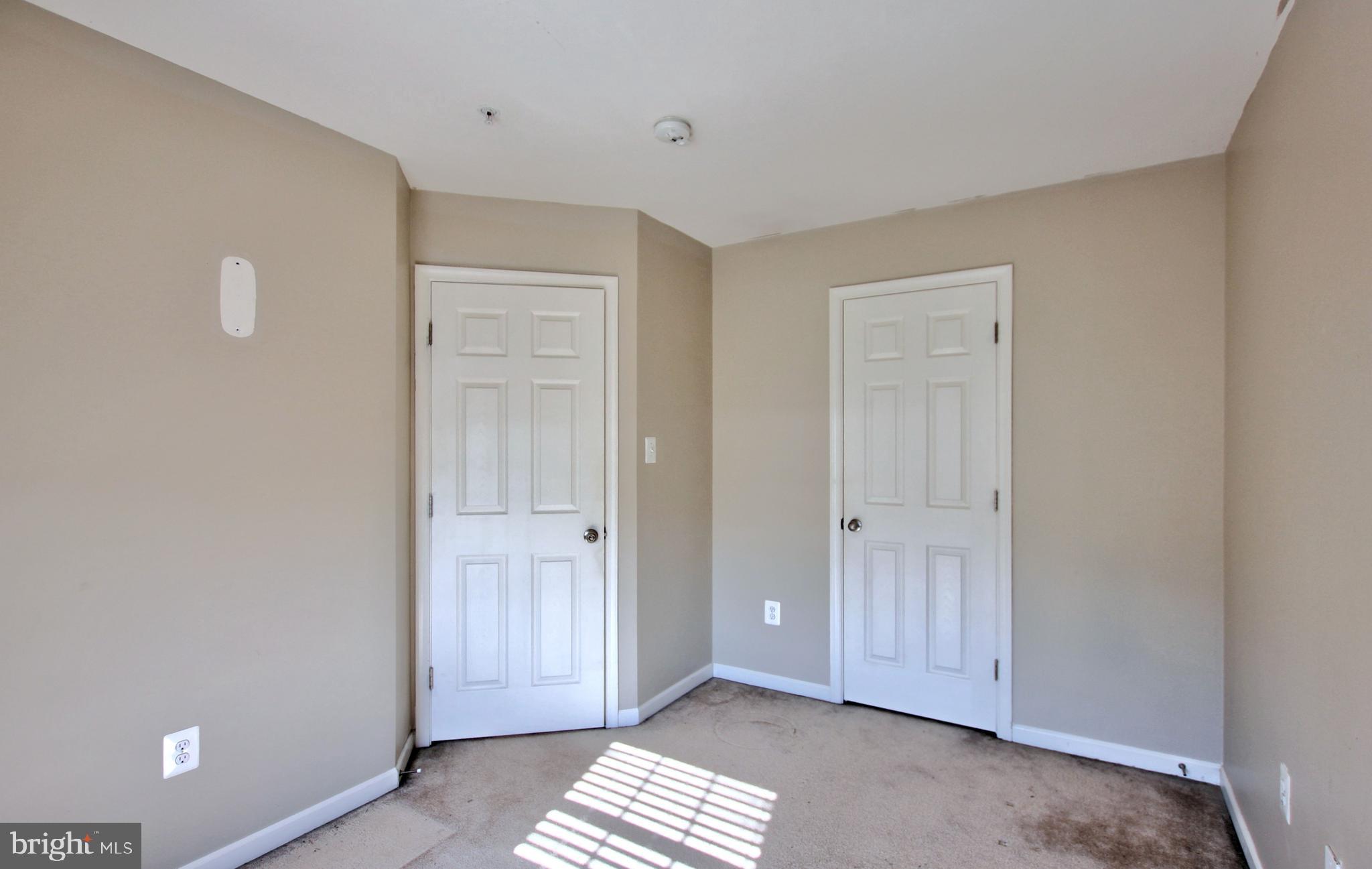 SUMMERFIELD AT MISSION PLACE - Residential