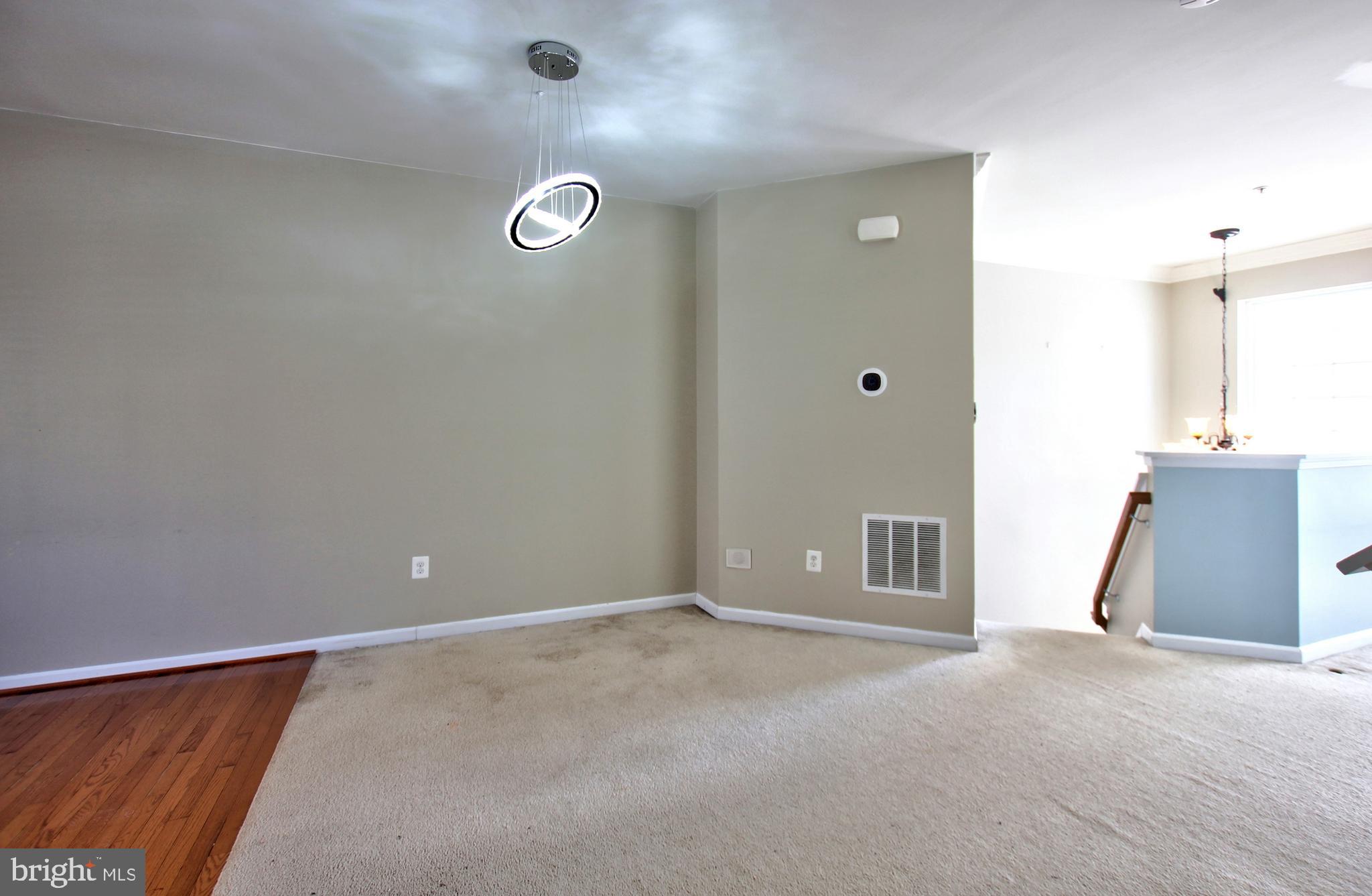 SUMMERFIELD AT MISSION PLACE - Residential