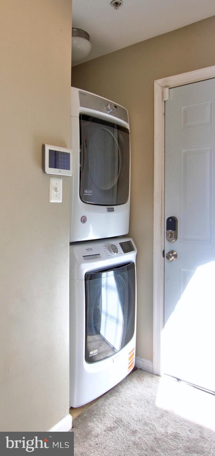 SUMMERFIELD AT MISSION PLACE - Residential