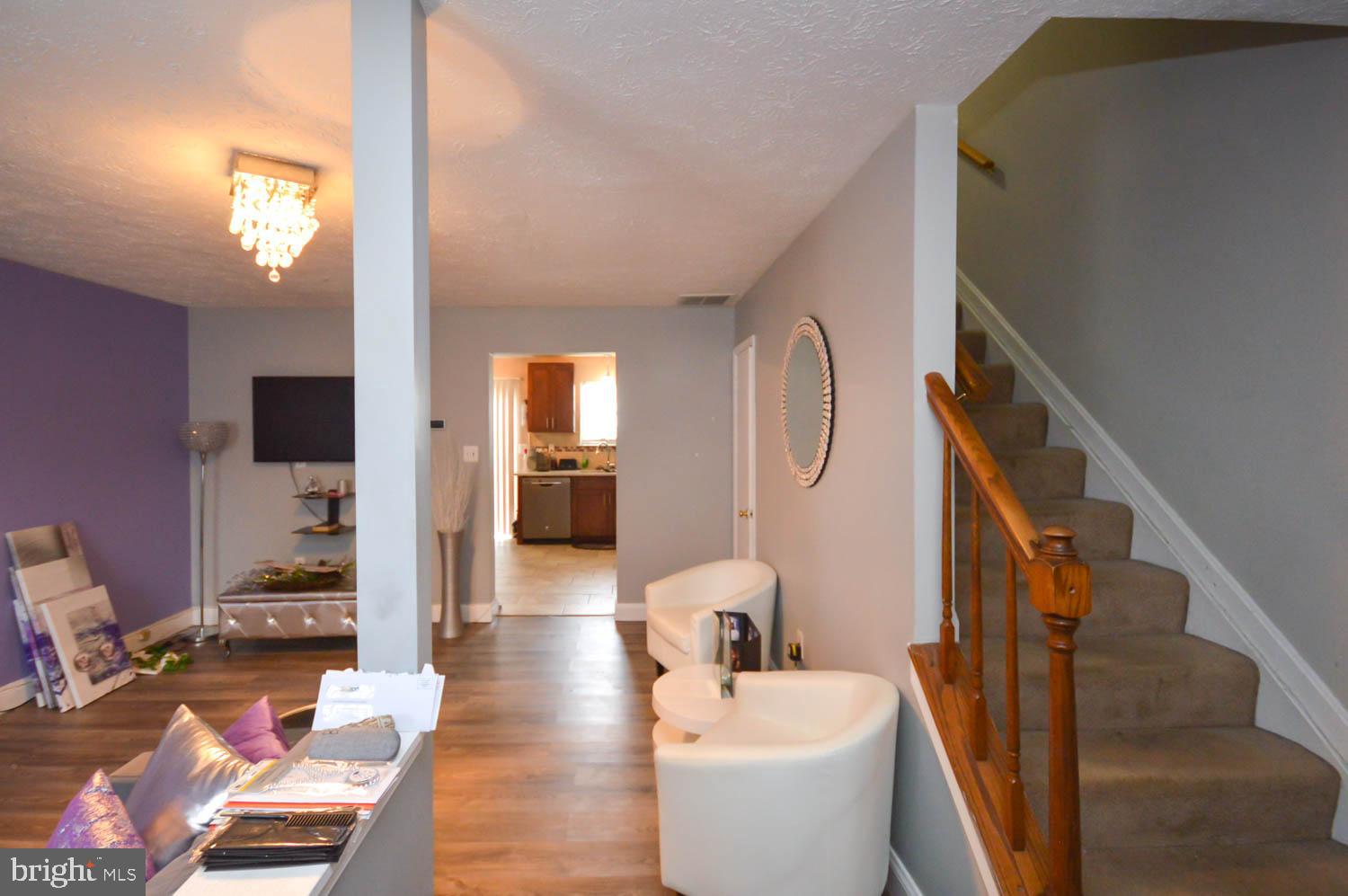 RIVERSIDE RUN - Residential