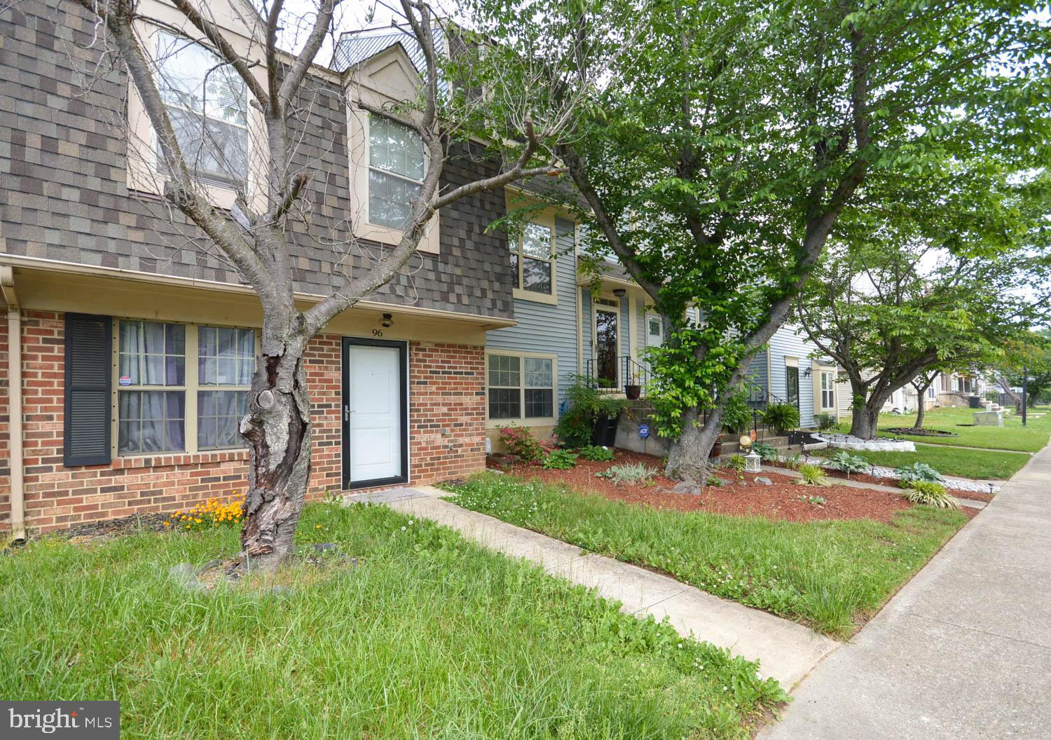 RIVERSIDE RUN - Residential