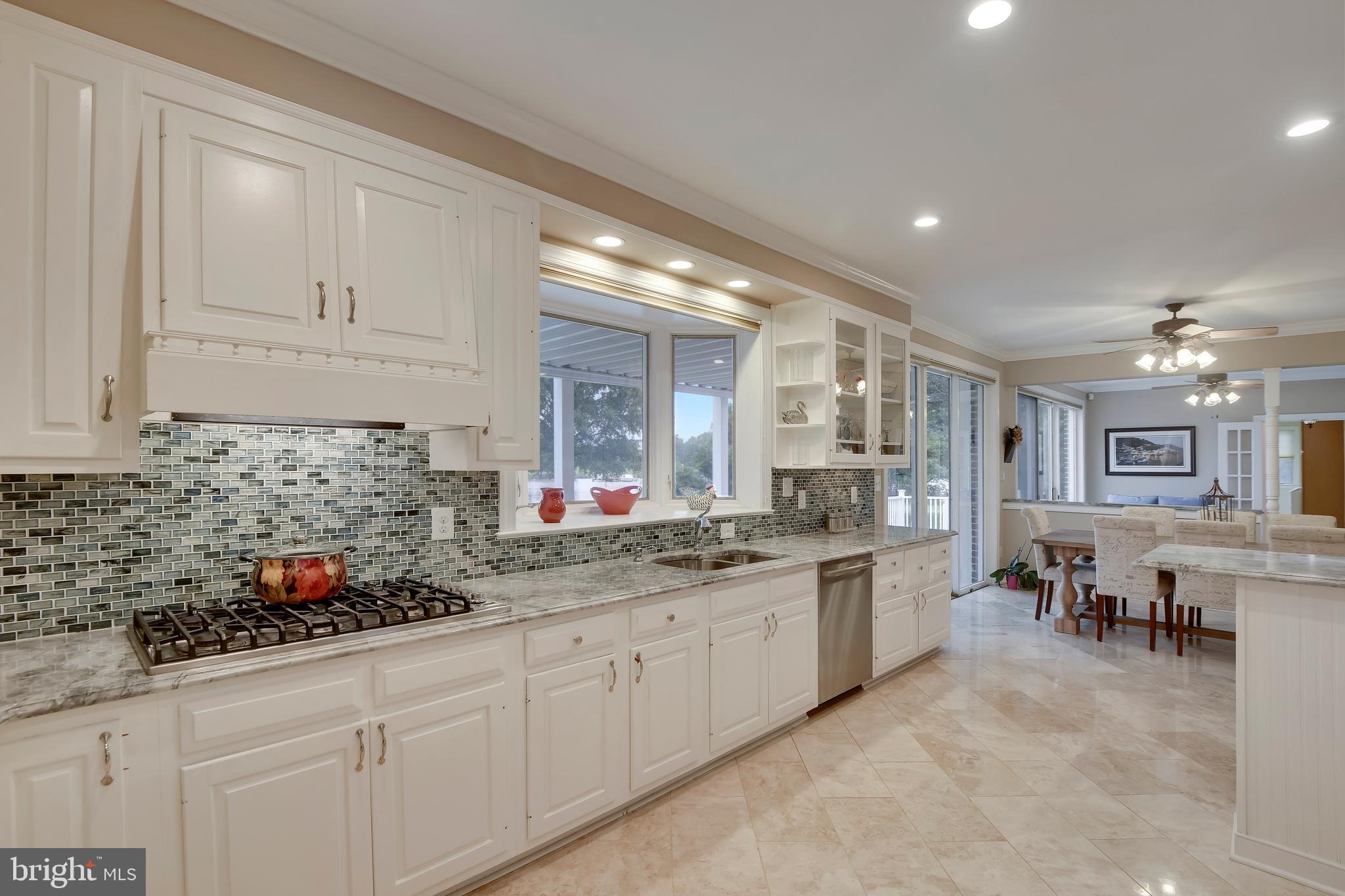 CLAIBORNES LANDING - Residential