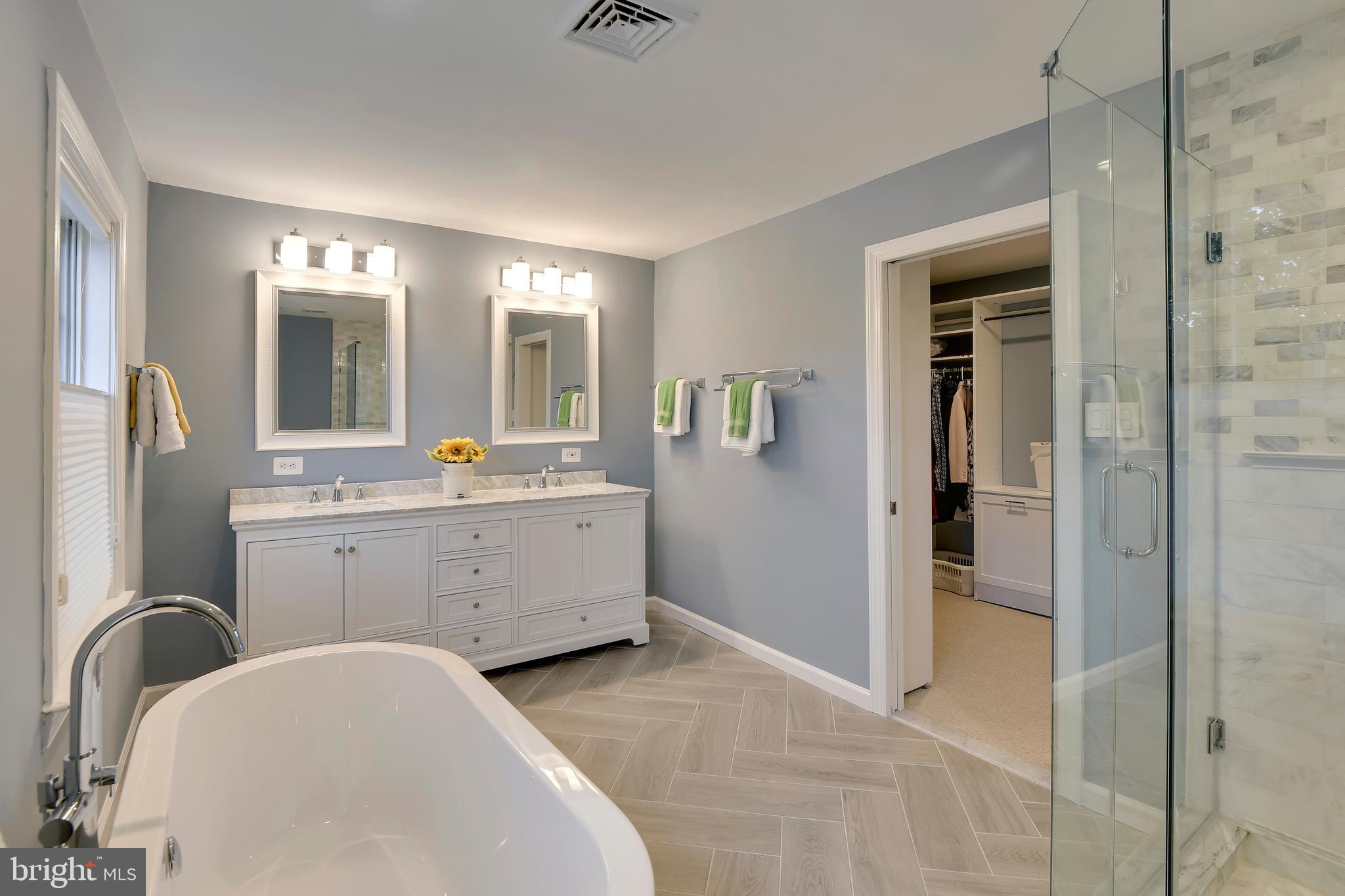 CLAIBORNES LANDING - Residential